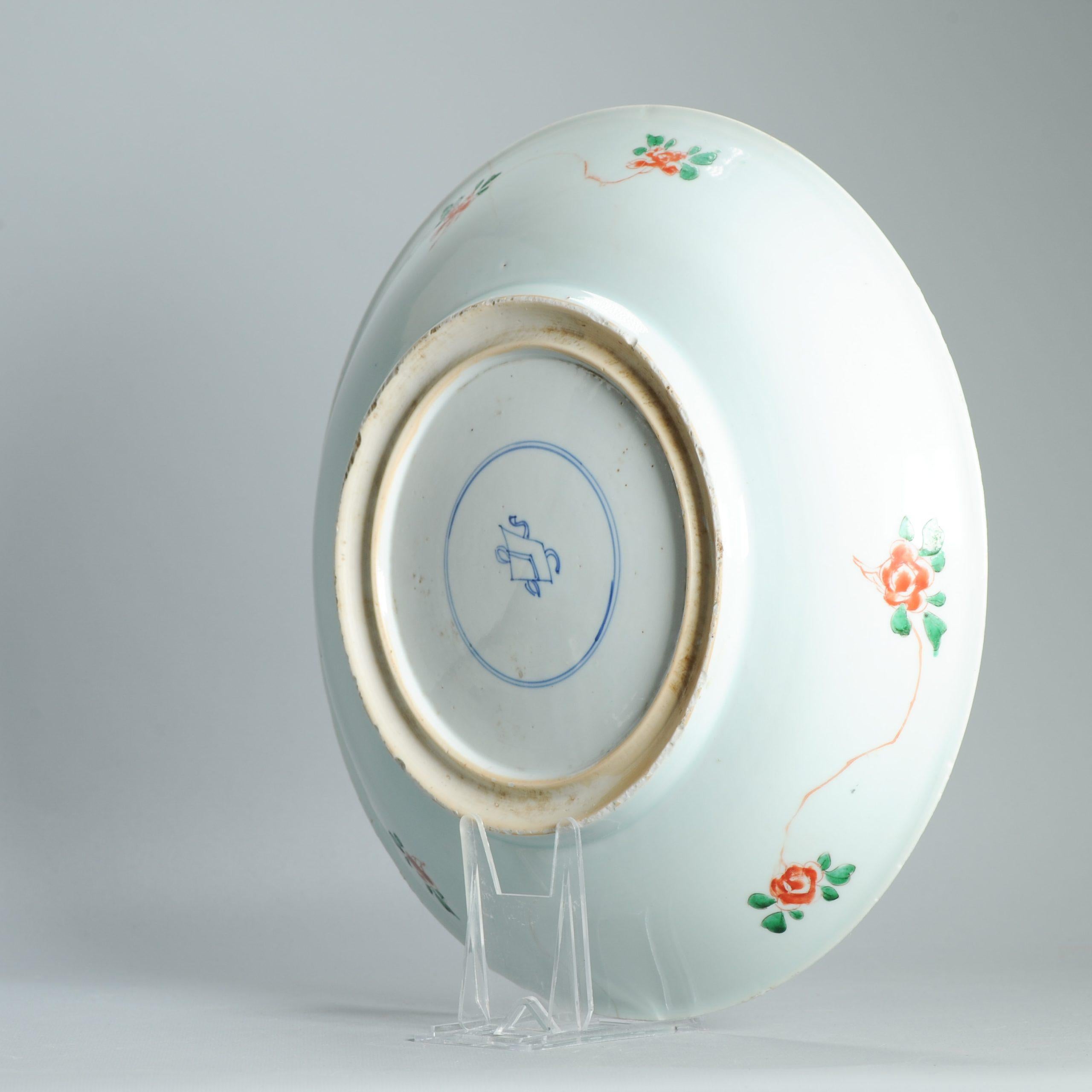 Ancien plat d'époque Kangxi 17e siècle Porcelaine chinoise Famille Verte Paysages en vente 10