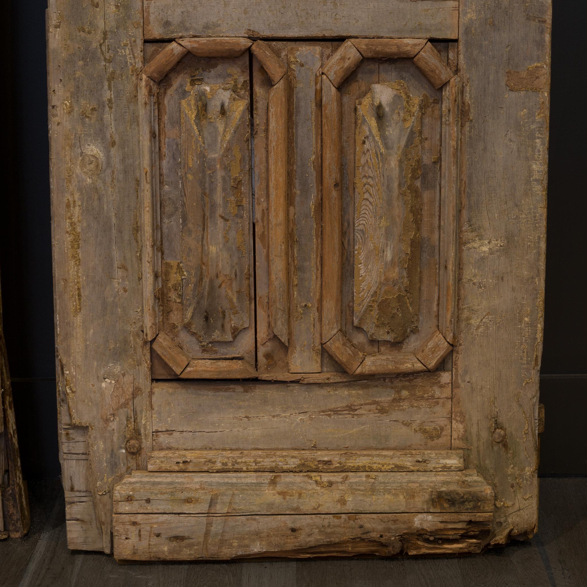 Antique 17th Century Wood and Bronze Italian Doors, circa 1600s 1