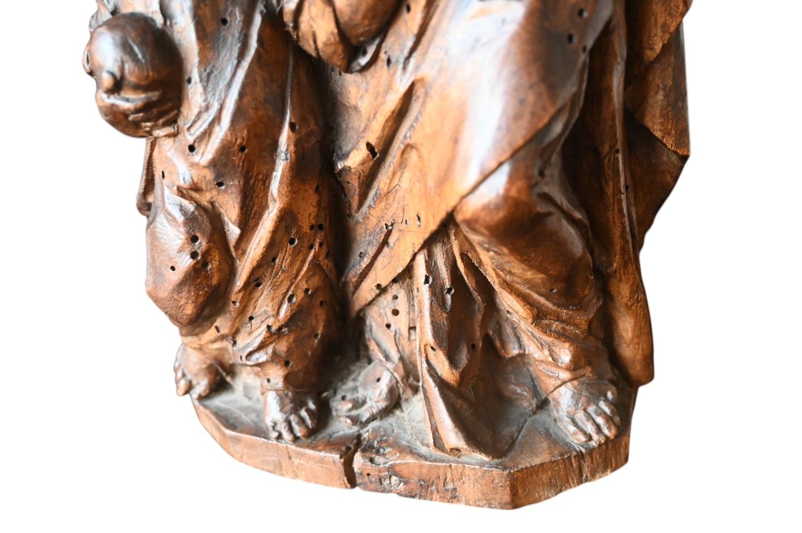Baroque Walnut Sculpture Of Saint Joseph And The Christ Child, Early 18th C. For Sale 3