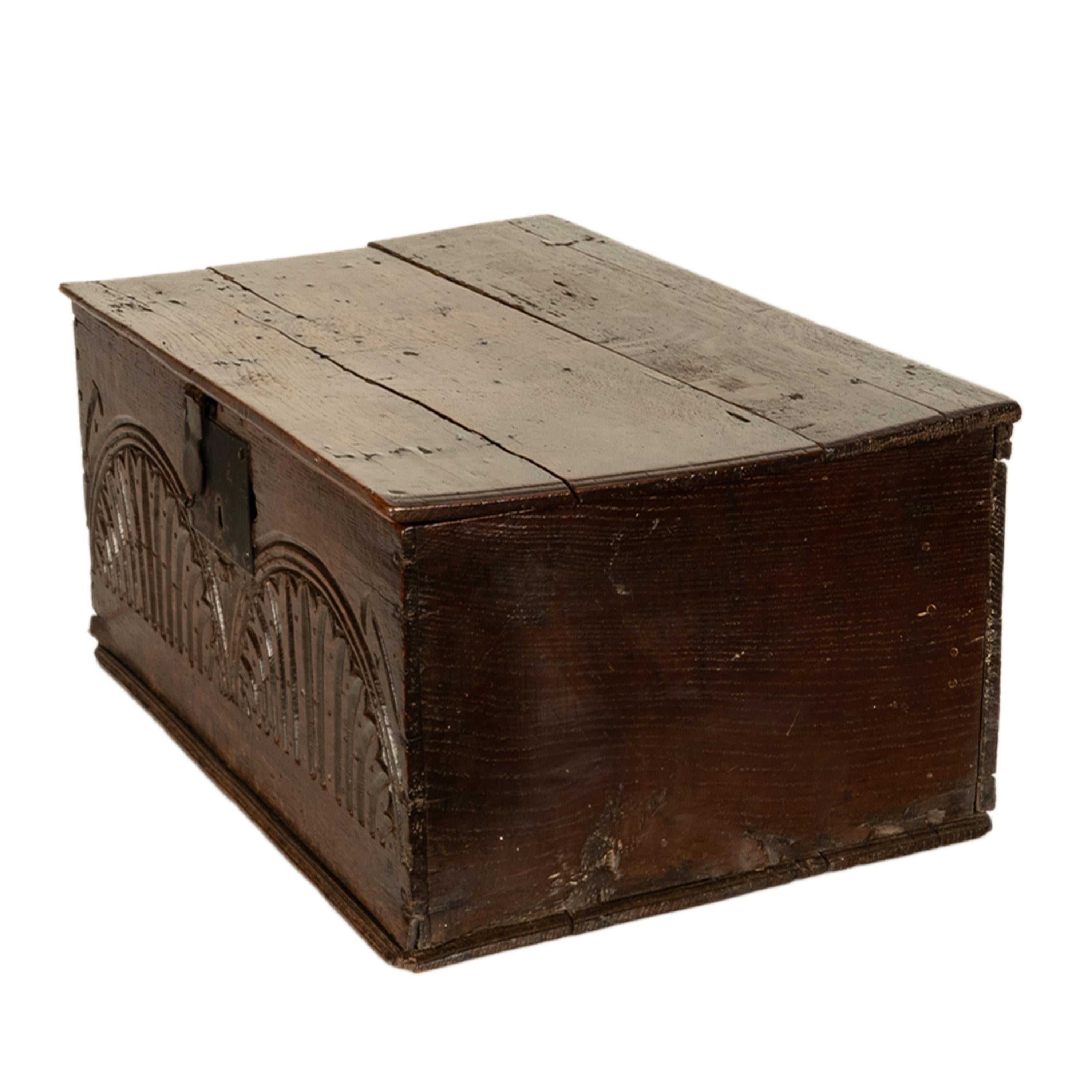 Antique 17th Century Charles II Carved Oak Bible Document Box 6 Plank Trunk 1680 For Sale 6