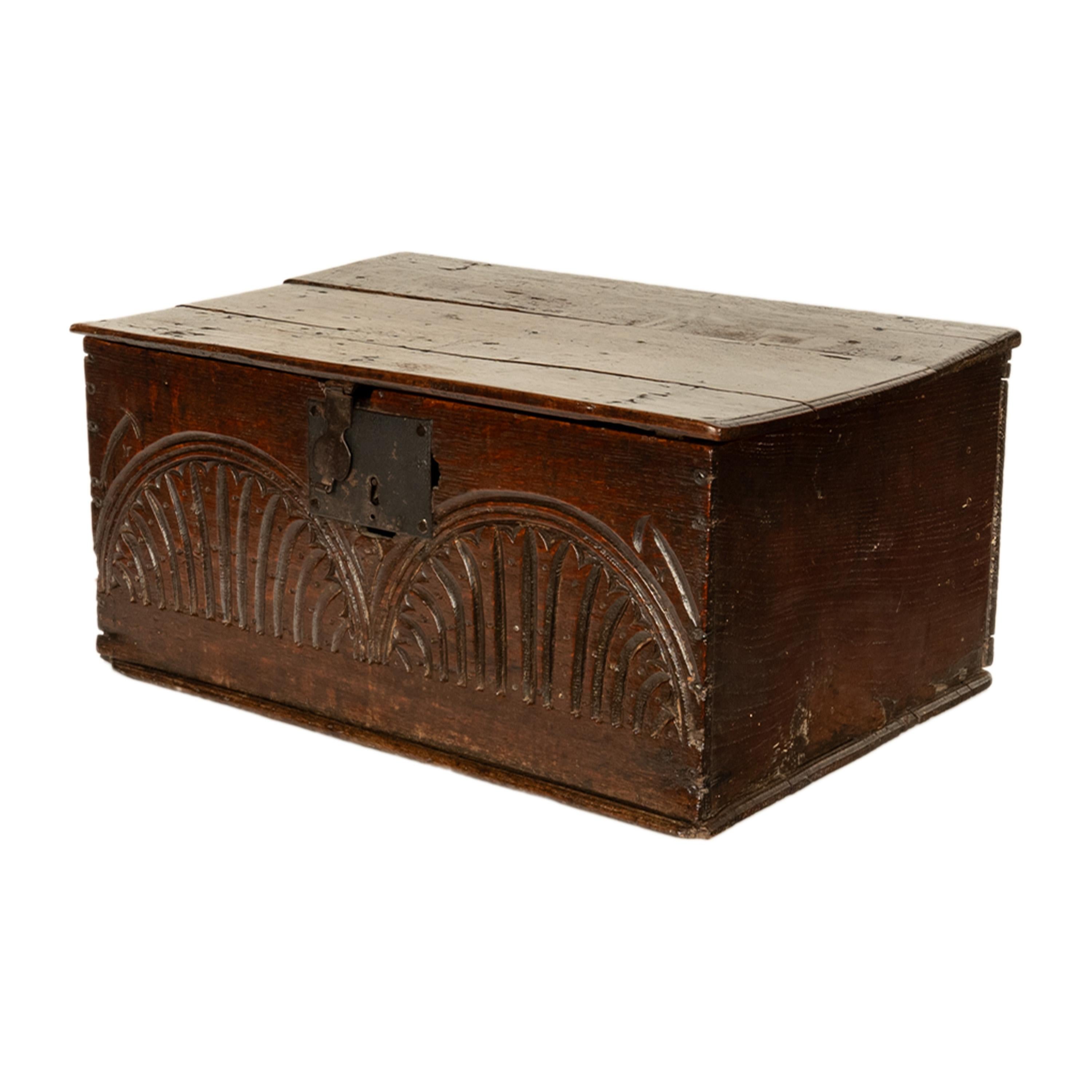 Antique 17th Century Charles II Carved Oak Bible Document Box 6 Plank Trunk 1680 In Good Condition For Sale In Portland, OR