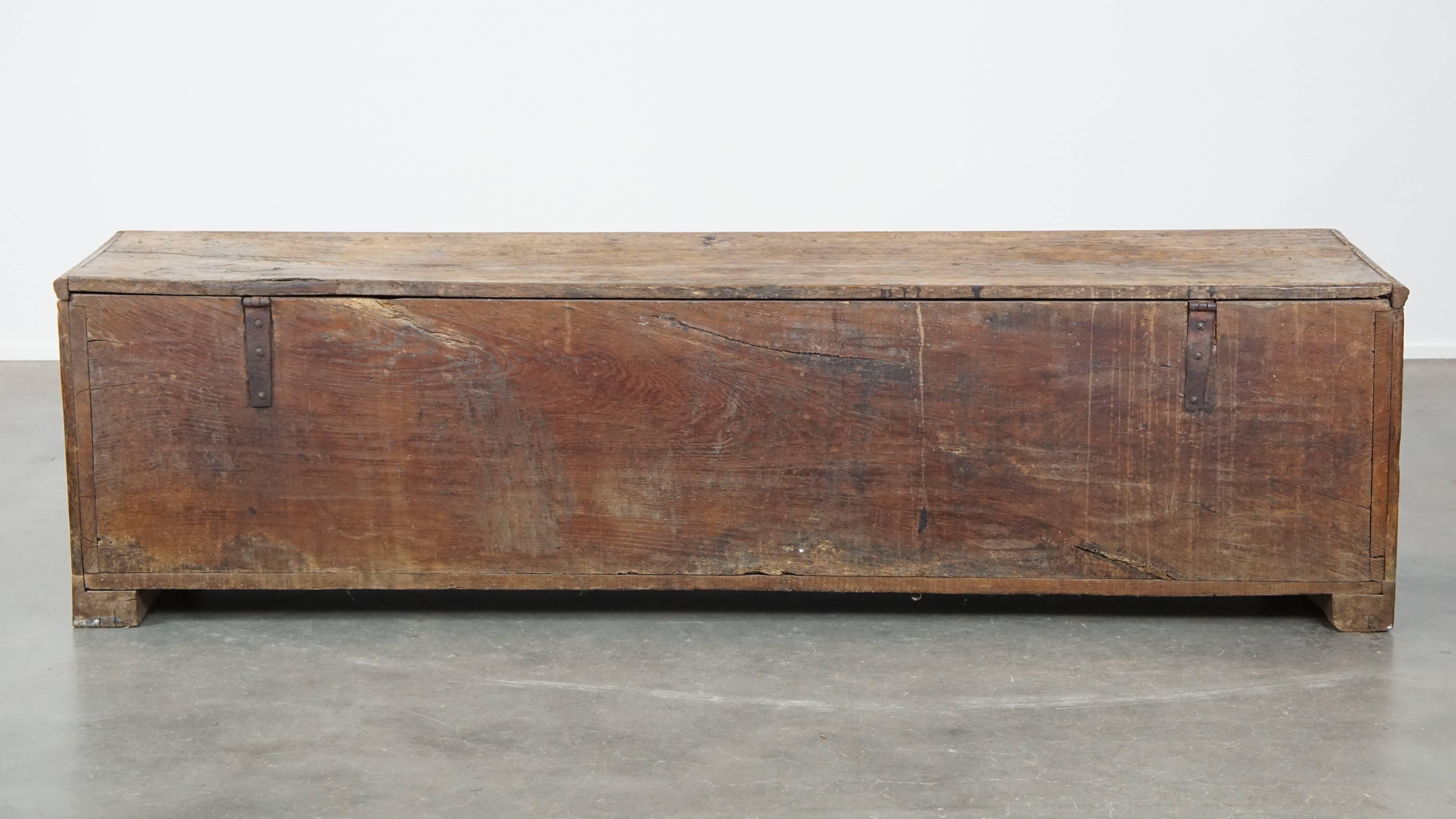 Classical Roman Antique 17th-Century Chest/Bench with Wood Carvings and an Original Working Lock For Sale