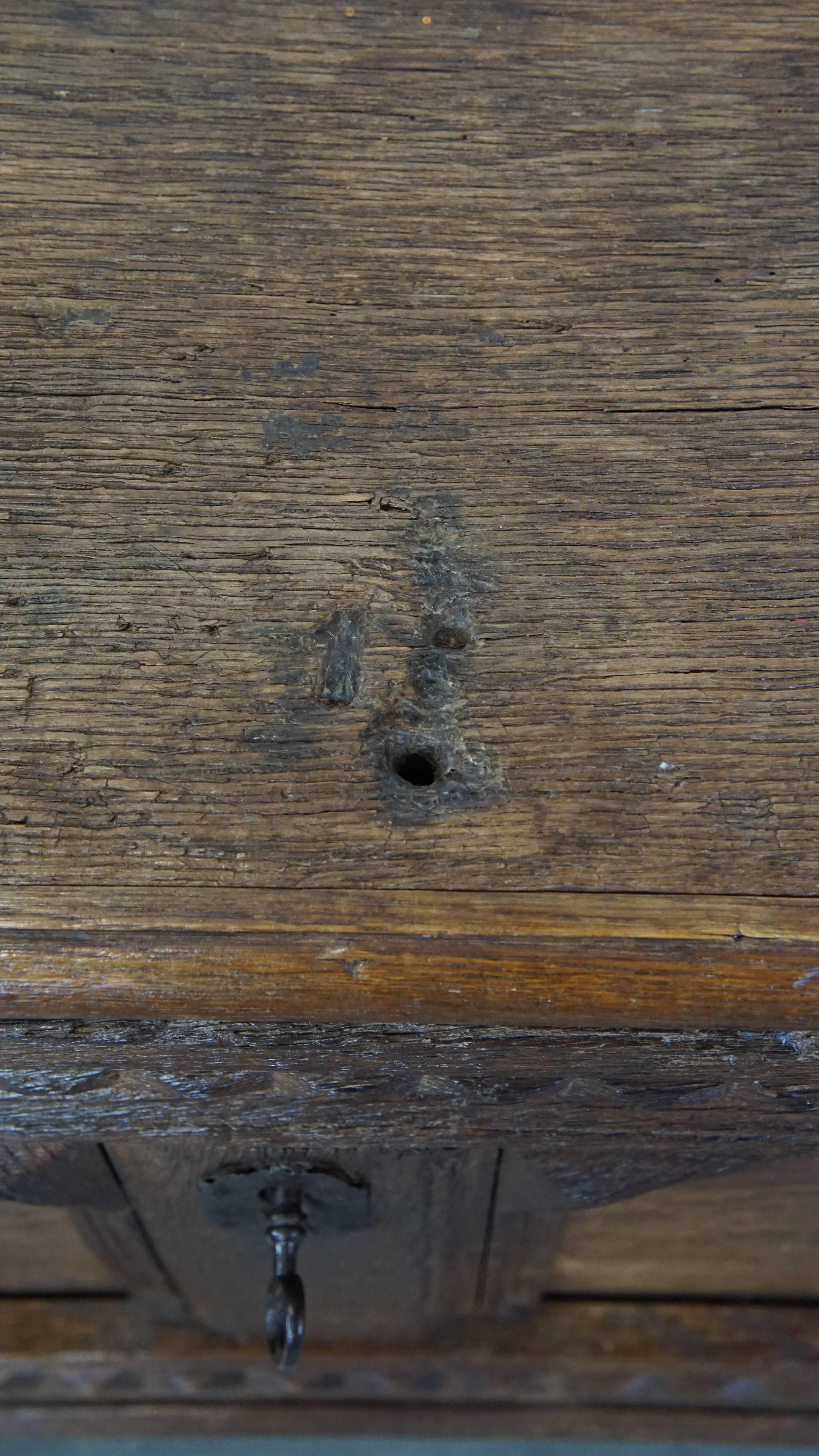 Antique 17th-Century Chest/Bench with Wood Carvings and an Original Working Lock For Sale 3