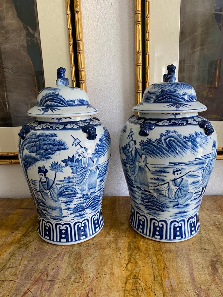 Chinese Export Antique 17th Century Chinese Historic Pair of Blue and White Porcelain Jars