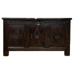 Antique 17th Century Coffer Of Excellent Quality In Oak ( REF AF-3542 )