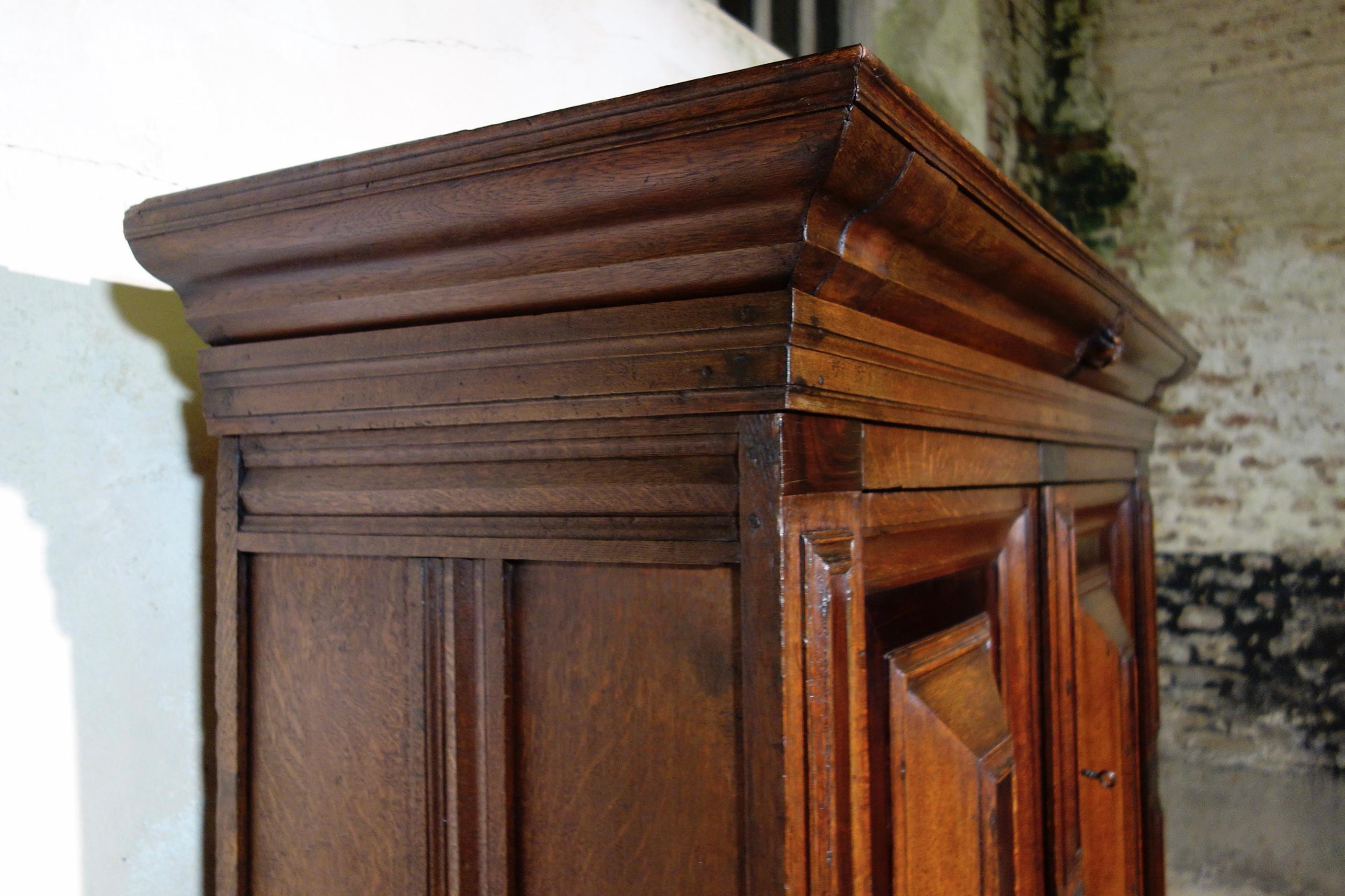 Antique 17th Century Dutch Hall Cupboard Kast Oak Armoire Kas For Sale 9