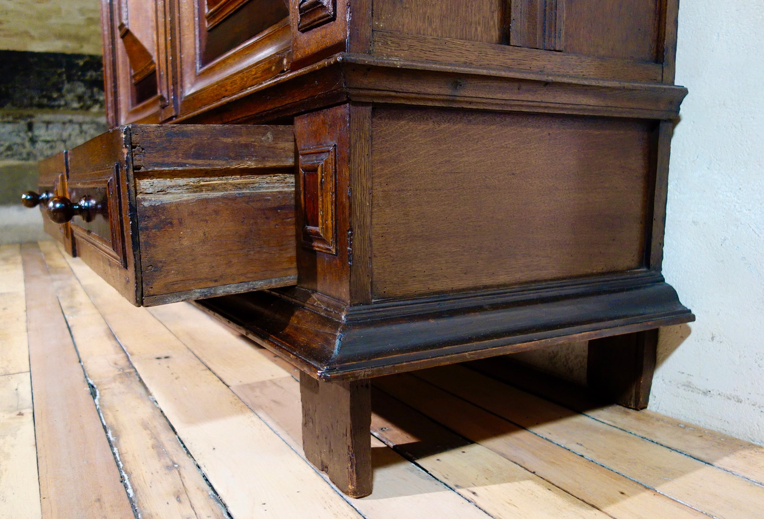 Antique 17th Century Dutch Hall Cupboard Kast Oak Armoire Kas For Sale 5