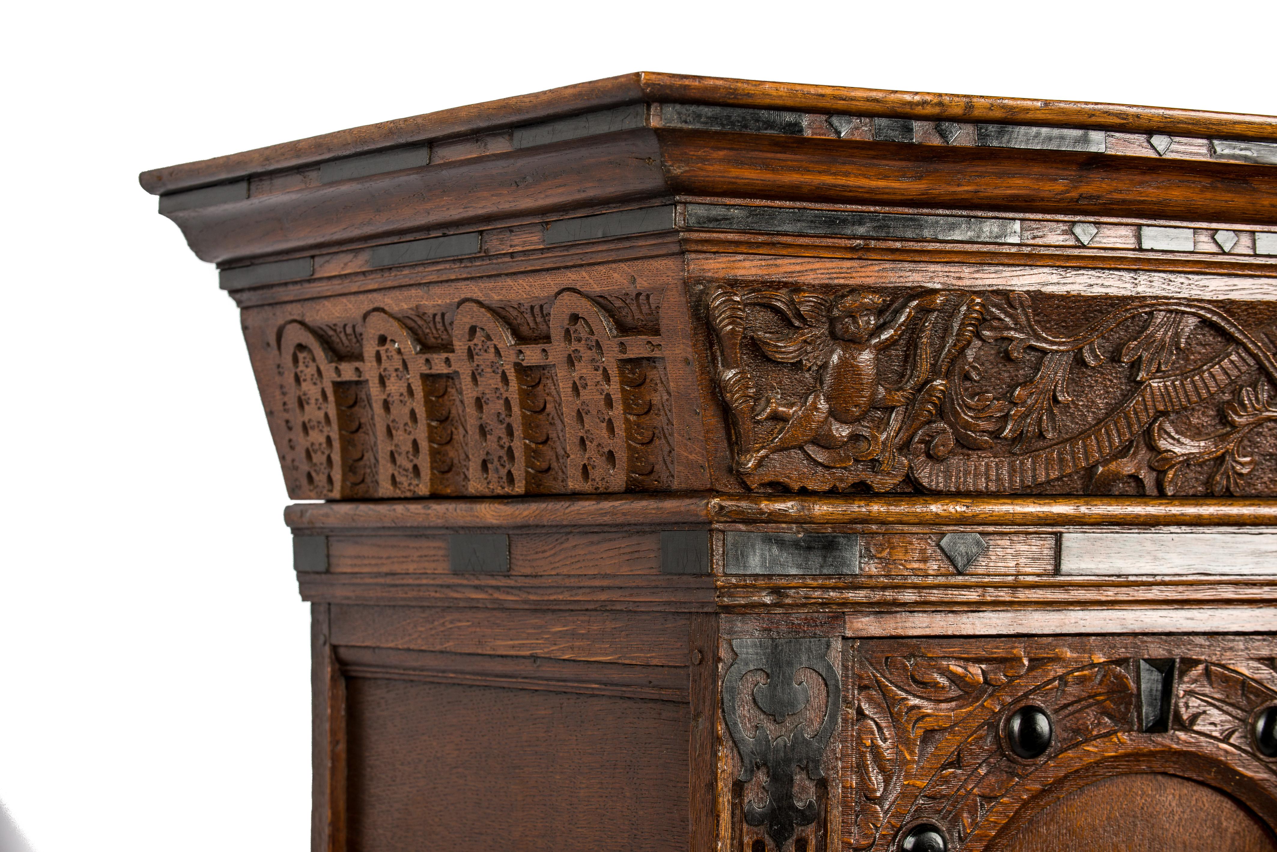 Antique 17th Century Dutch Oak and Ebony Two-Door Renaissance Cabinet For Sale 7