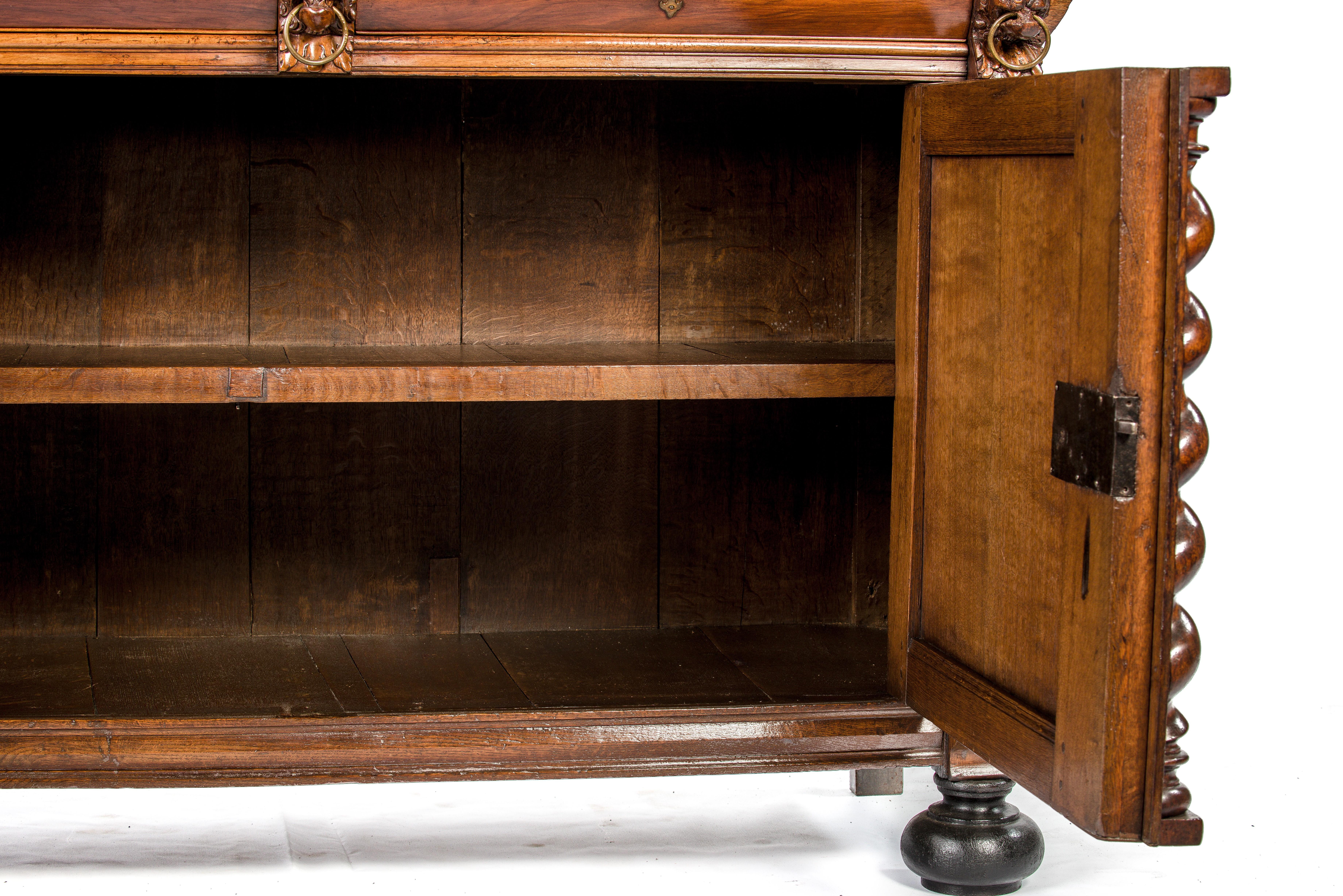 Brass Antique 17th Century Dutch Renaissance Dresser of Buffet in Oak and Walnut For Sale