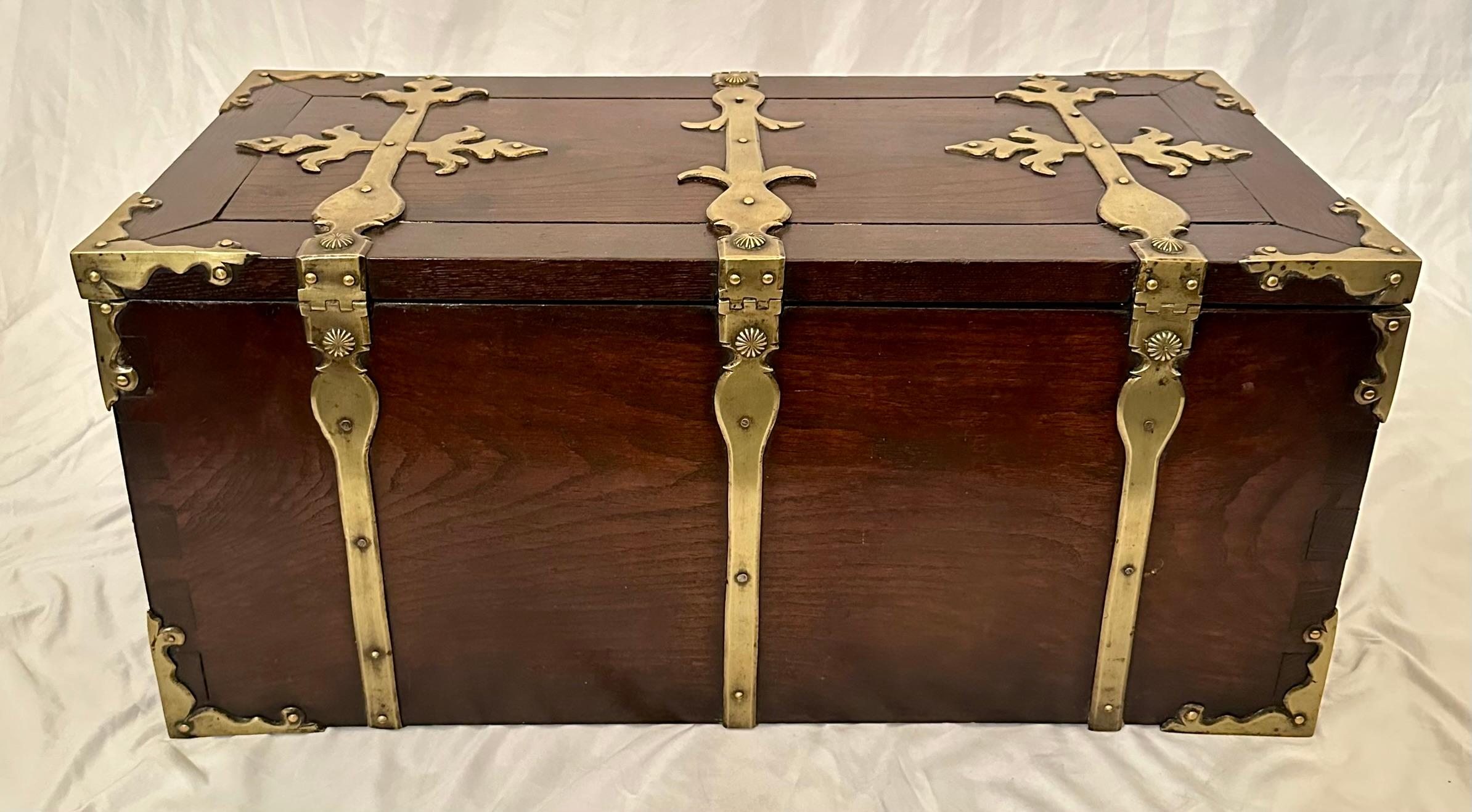 Antique 17th Century European Trunk with Metal Banding. For Sale 1