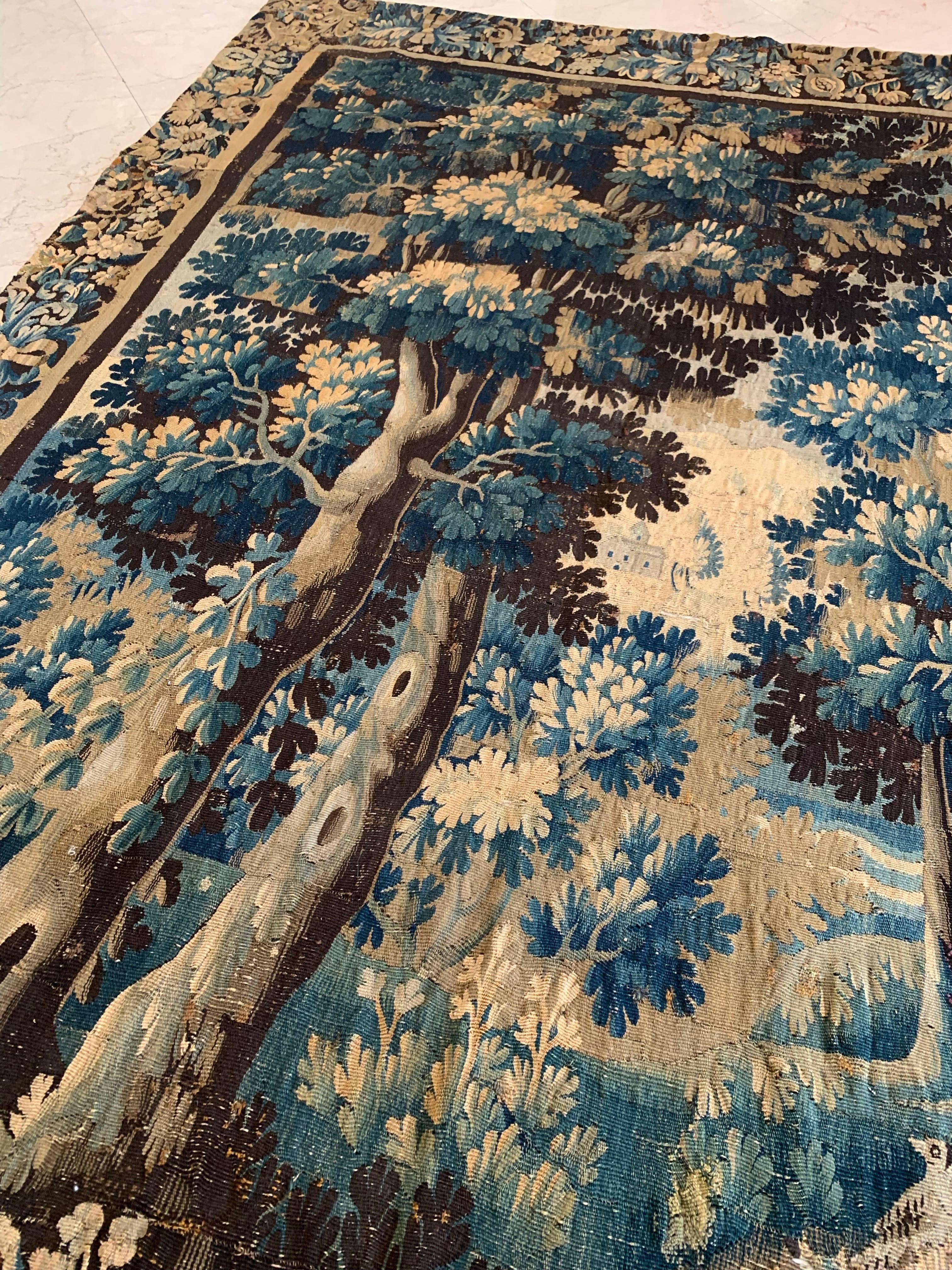 Baroque Ancienne tapisserie flamande du 17ème siècle à Verdure Verticale Paysage en vente