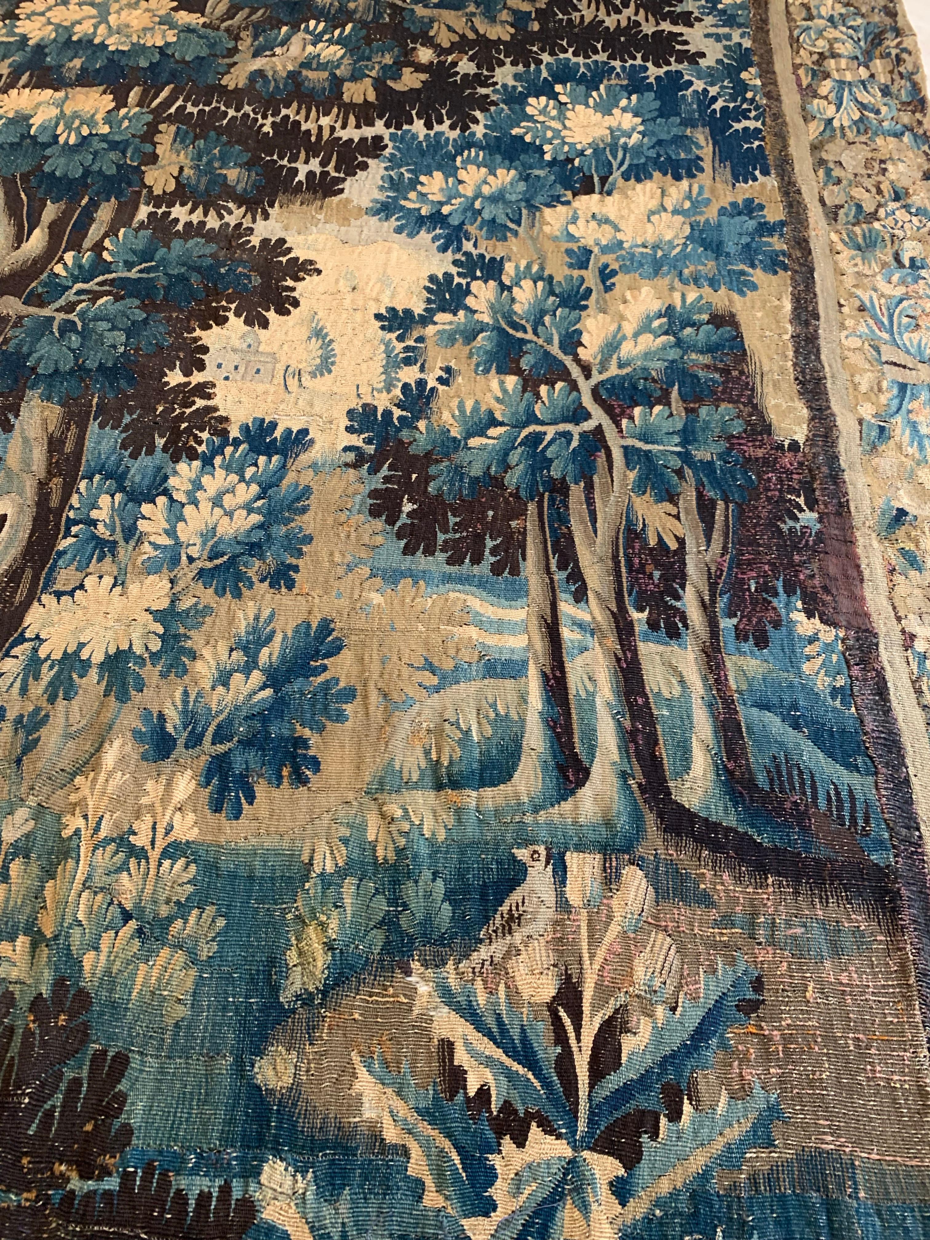 Belge Ancienne tapisserie flamande du 17ème siècle à Verdure Verticale Paysage en vente