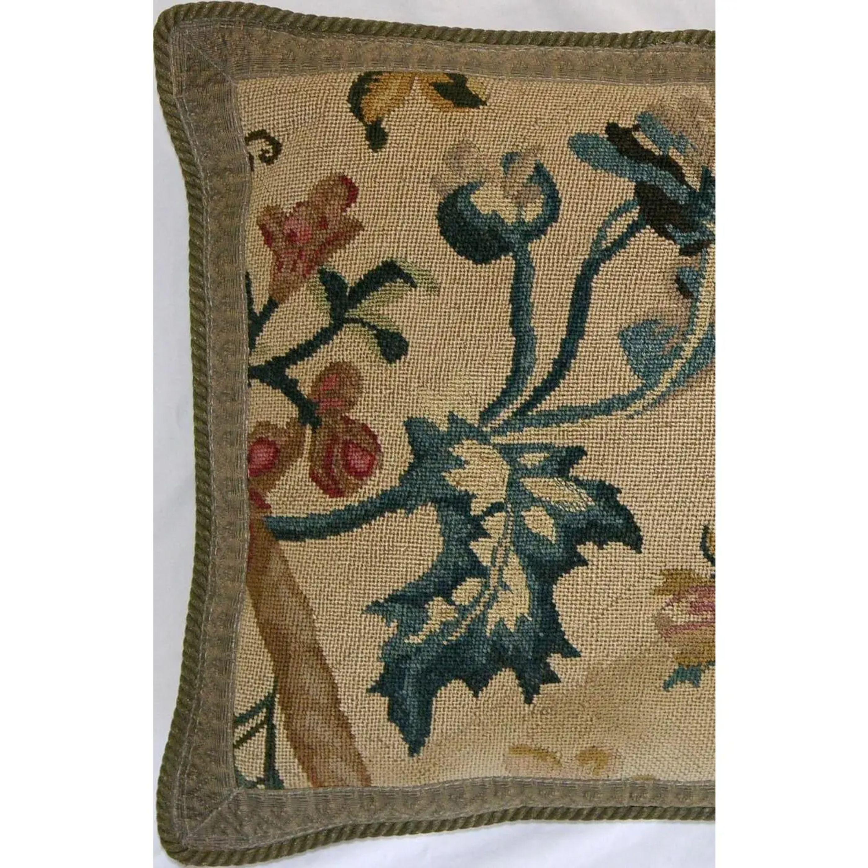 Antique 17th Century French Louis XV Rococo Needlepoint Pillow - 18'' X 14'' In Good Condition For Sale In Los Angeles, US