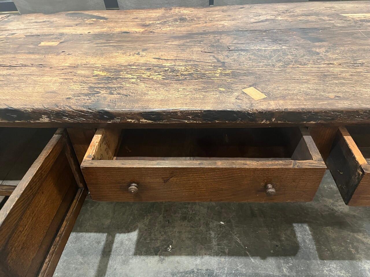 Antique 17th Century French Oak Baker / Work Table In Distressed Condition In Houston, TX