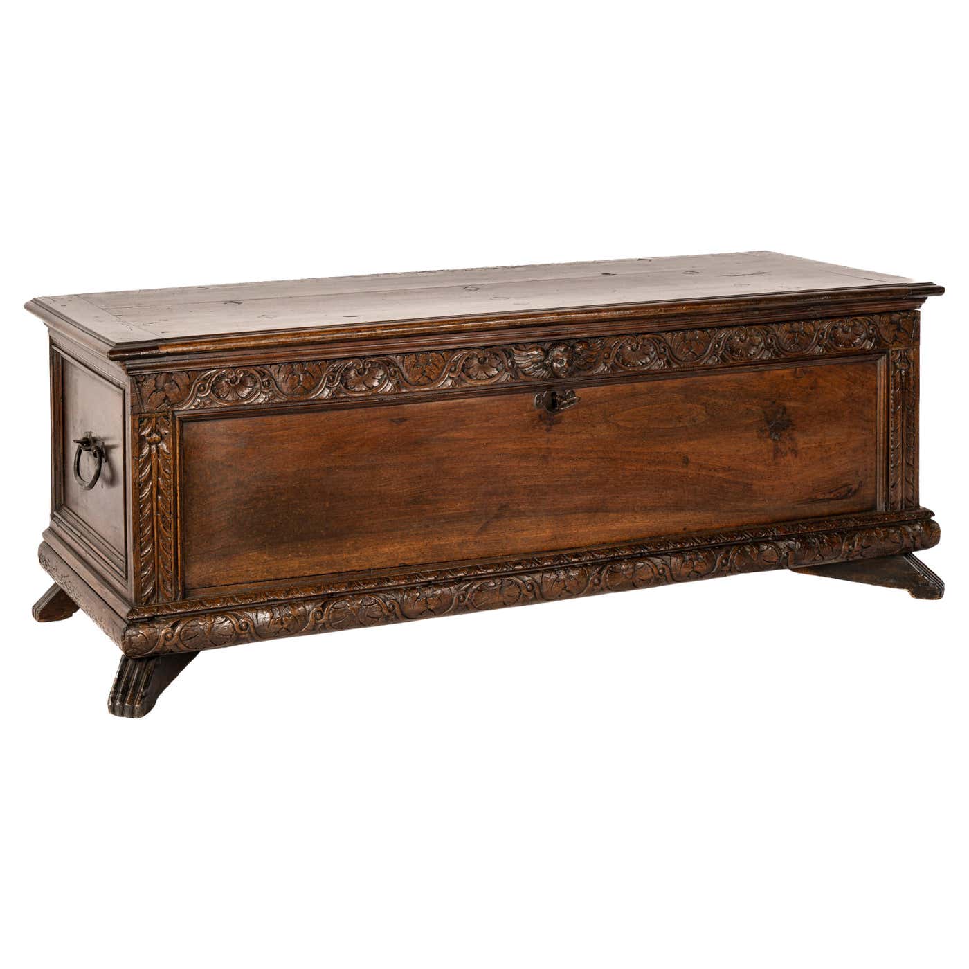 Italian Renaissance Rectangle Chest Antique 17th century Italian Renaissance Solid Walnut handcarved ...