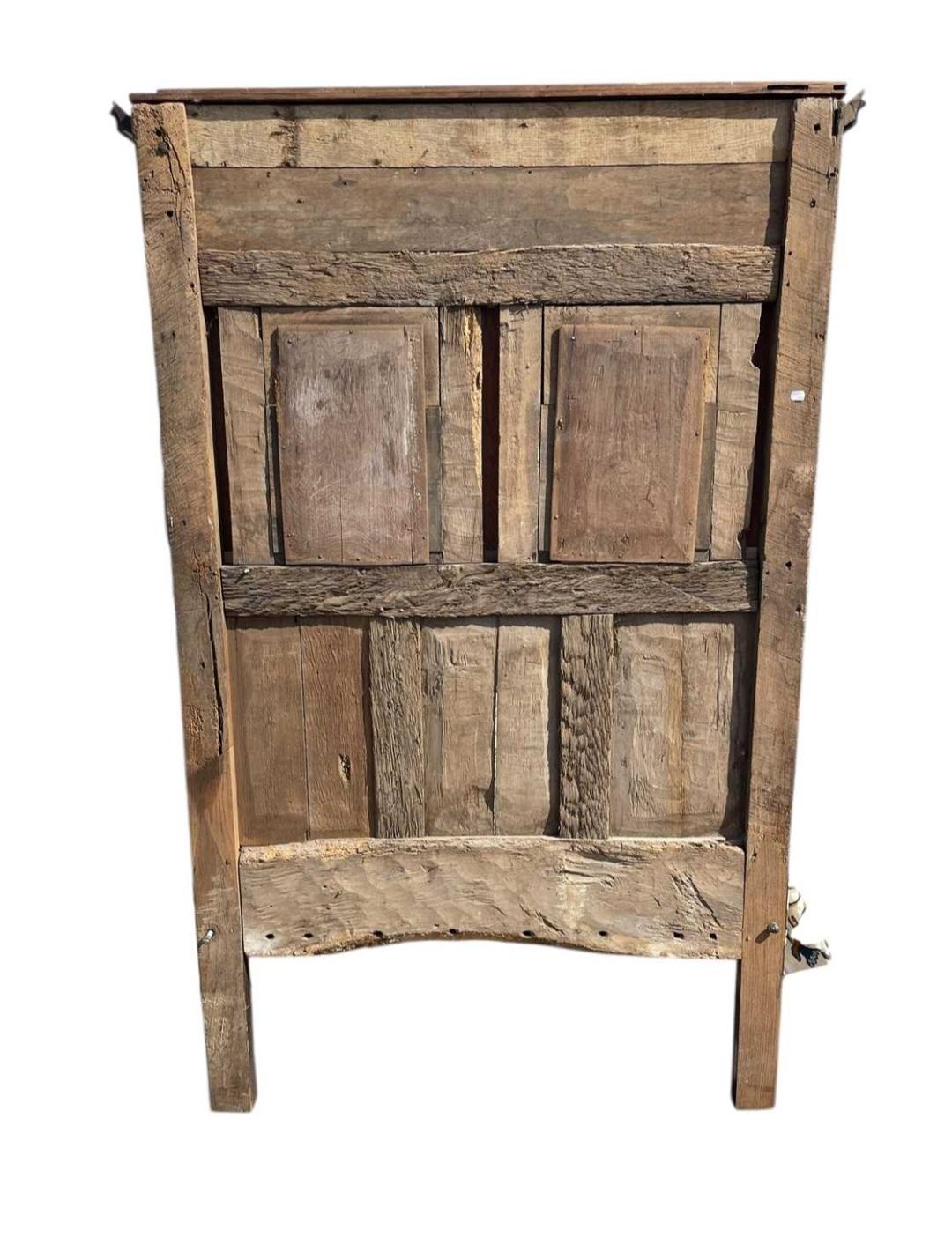 Antique 17th Century Jacobean Four Poster Canopy Bed In Good Condition For Sale In Buxton, GB