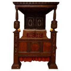 Mobili e oggetti da collezione in stile giacobino