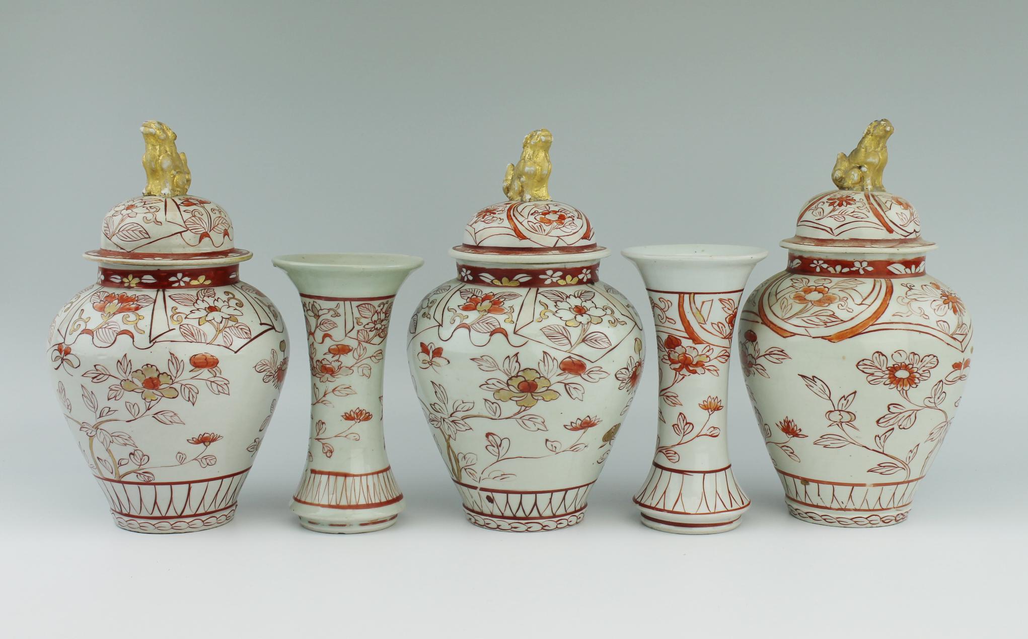18th Century and Earlier Antique 17th Century Japanese Porcelain Garniture Vases Blood and Milk Edo Pe For Sale