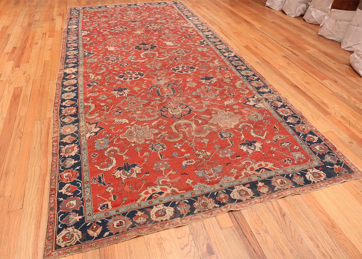 Nazmiyal Antique 17th Century Northwest Persian Animal Rug. 6 ft 10 in x 14 ft  In Good Condition In New York, NY