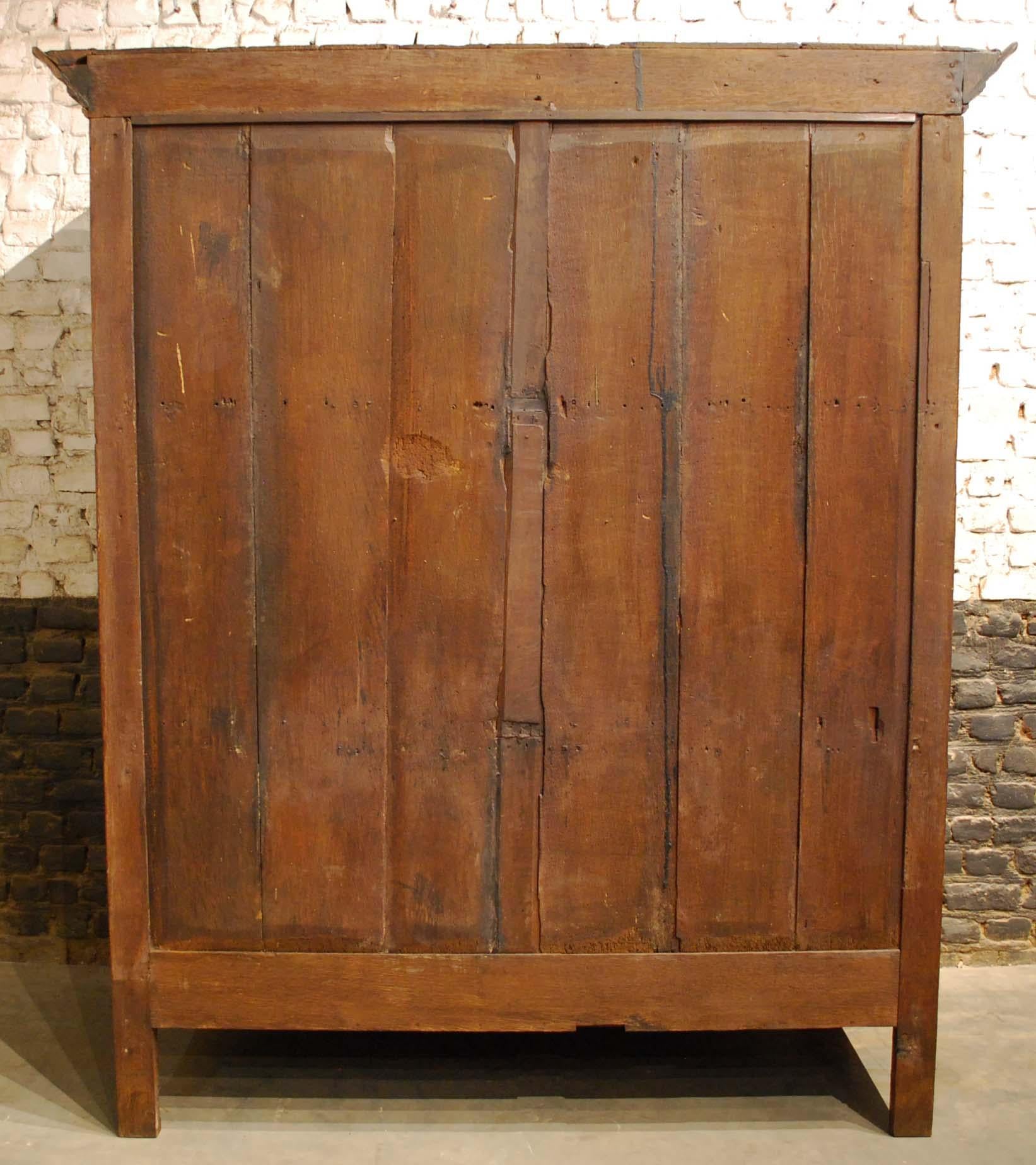 Antique 17th Century Oak and Ebony Two-Door Renaissance Cabinet For Sale 6