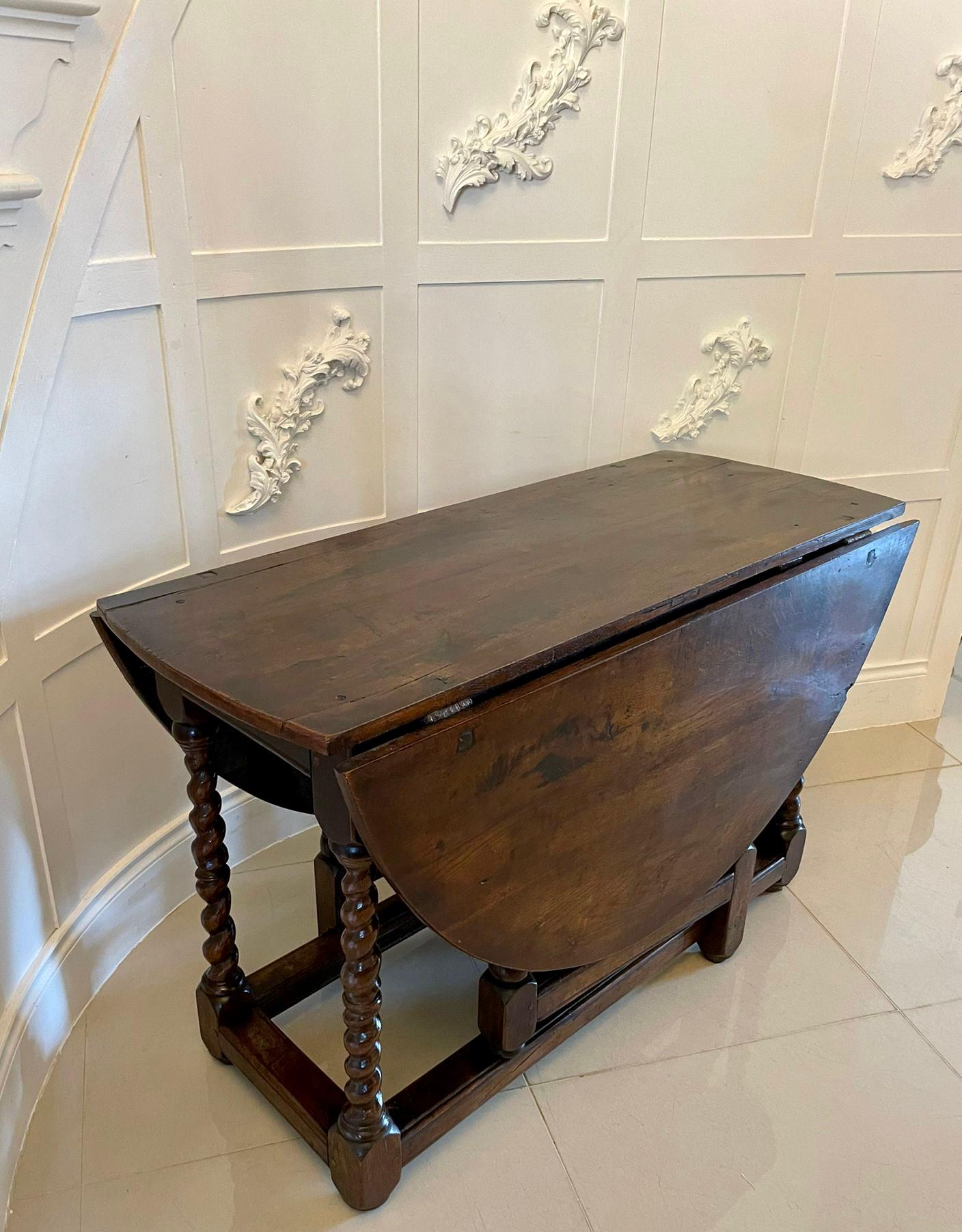 Antique 17th Century Oak Gateleg Table  For Sale 8