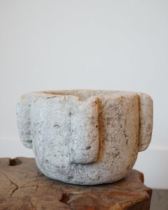 Antiker spanischer Kalkstein-Mortar aus dem 17. Jahrhundert