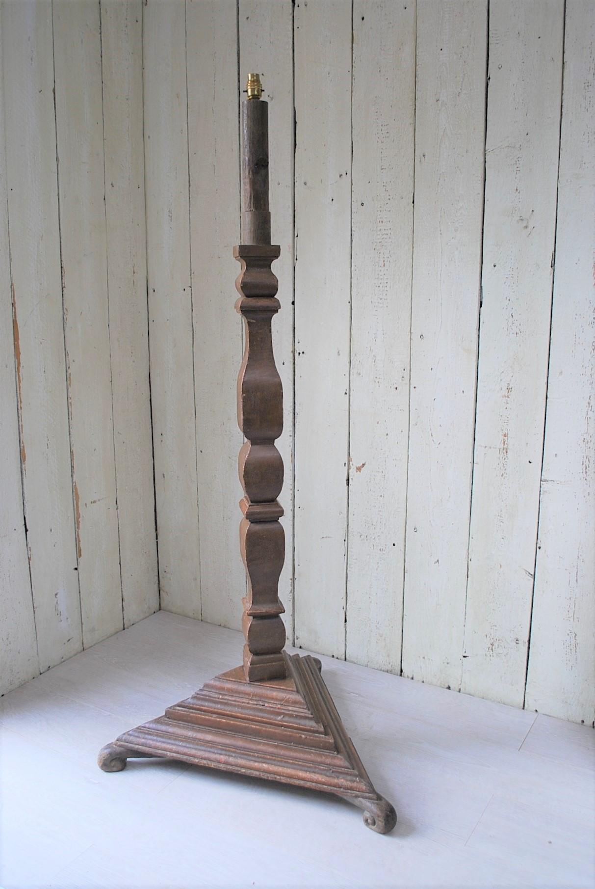 French Antique 17th Century Standard Lamp or Floor Lamp For Sale