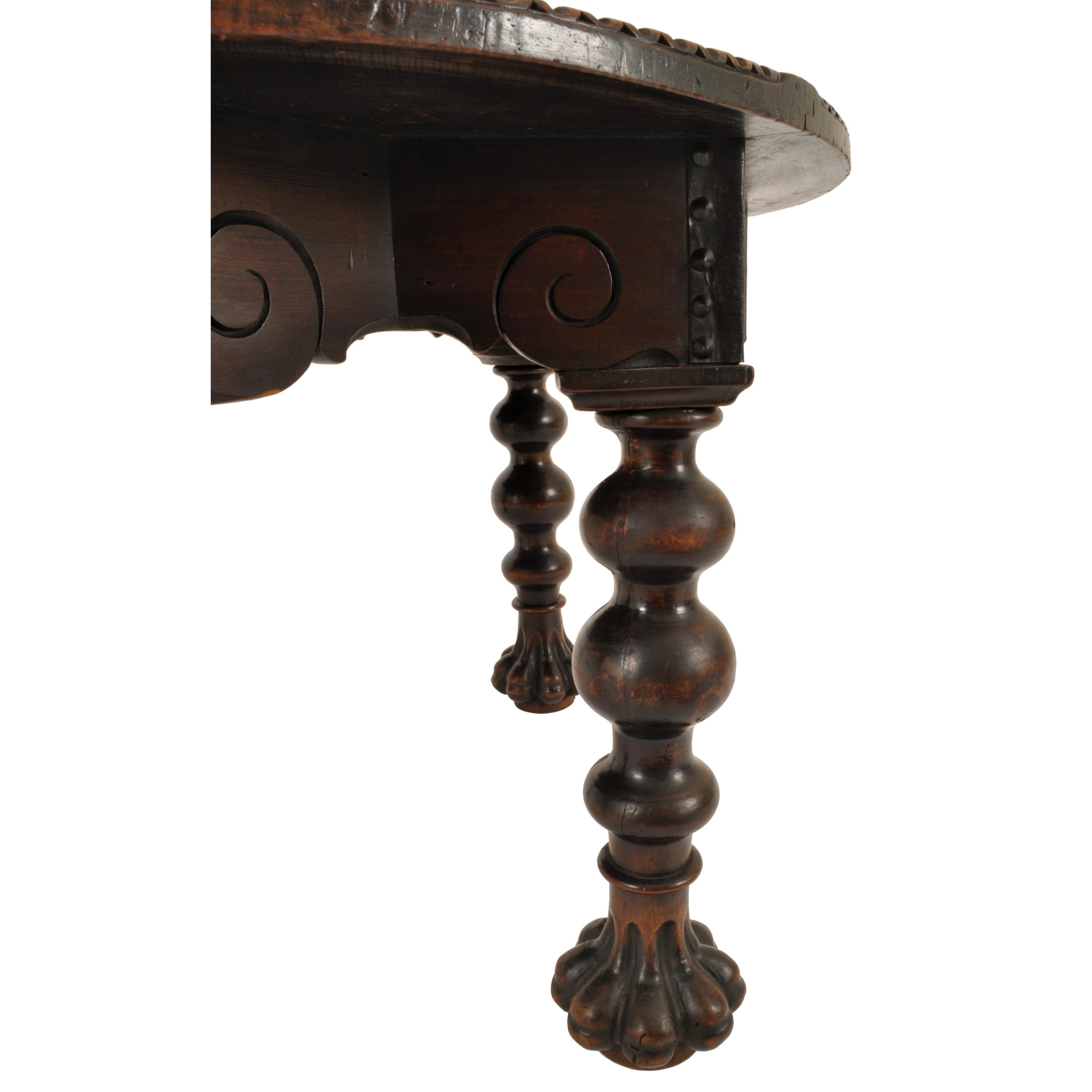 Ancienne table à brasero en fer, en noyer et laiton, style 17e siècle espagnol 1880 en vente 2
