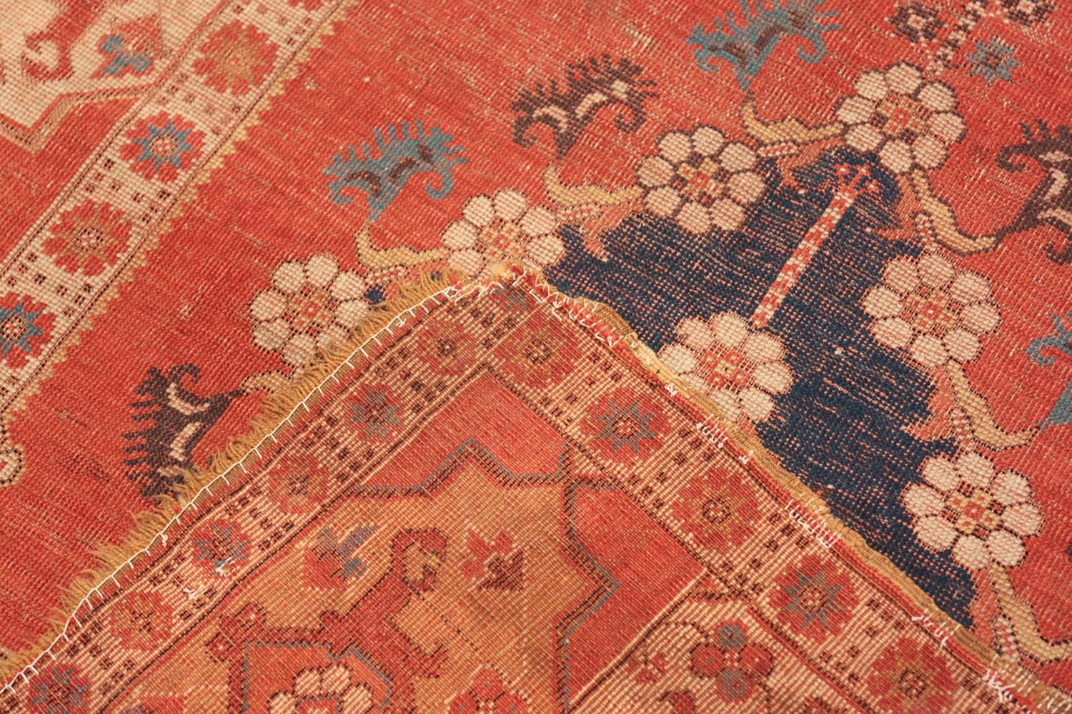 Antique 17th Century Transylvanian Rug.4 ft 2 in x 5 ft 9 in In Good Condition In New York, NY