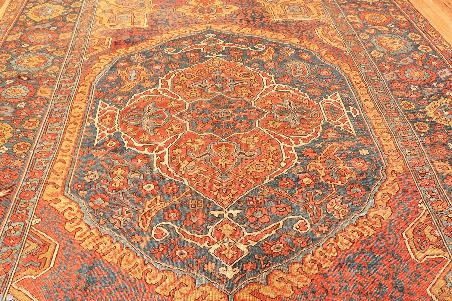 Turkish Antique 17th Century Smyrna Rug. 11 ft 8 in x 21 ft 3 in For Sale