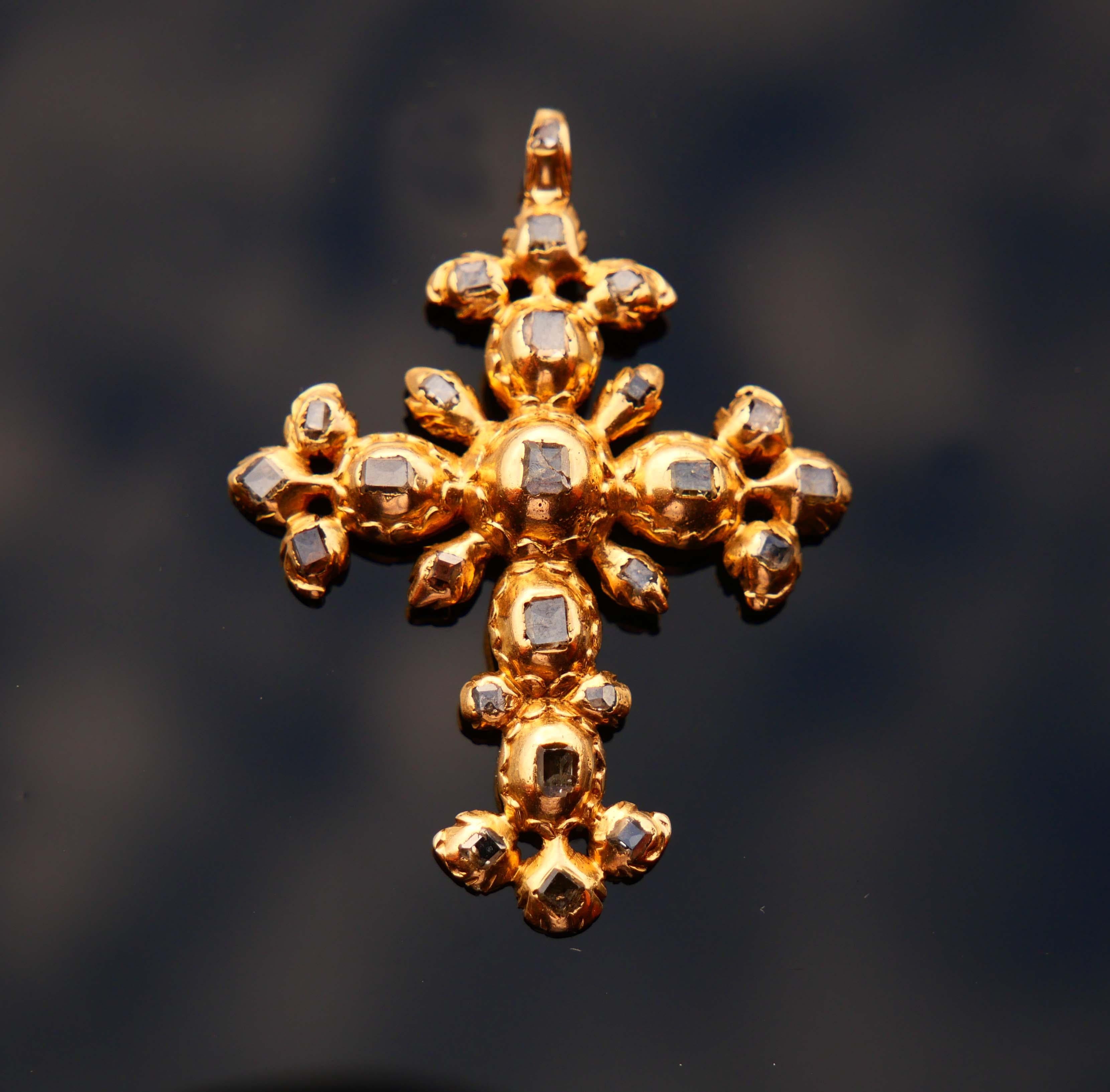 Antike 17. Jh. Cross Crucifix Diamanten 19K Gelbgold / 9 gr im Angebot 1