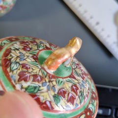 Antique 18/19C Chinese Porcelain Thai Bencharong Jar Floral Foo dog