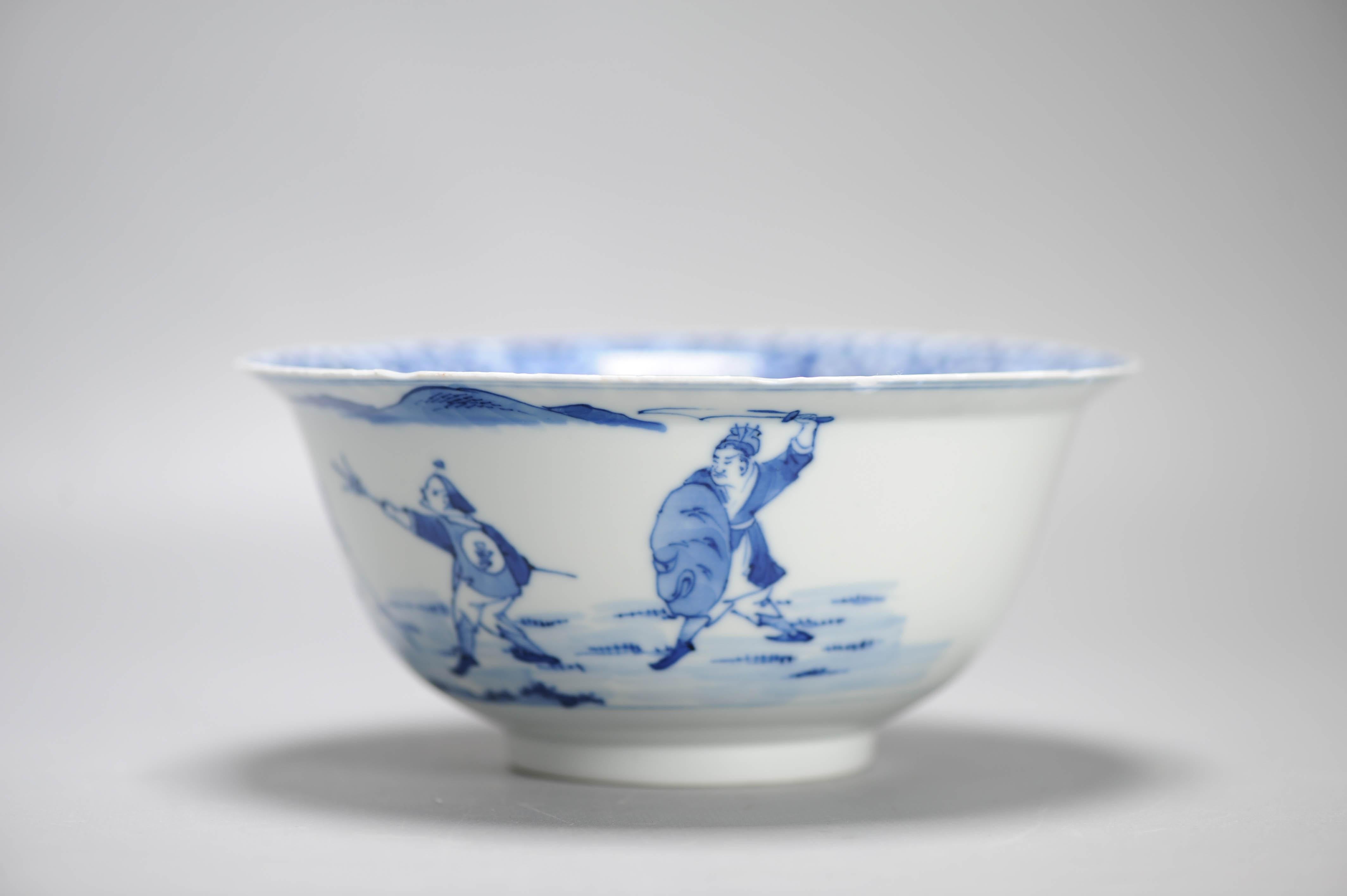 Anciennes figurines de bols en porcelaine chinoise de la période Qing marquées Kangxi, 18/19e siècle en vente 2