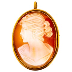 Antique 18 Carat Yellow Gold Cameo Brooch