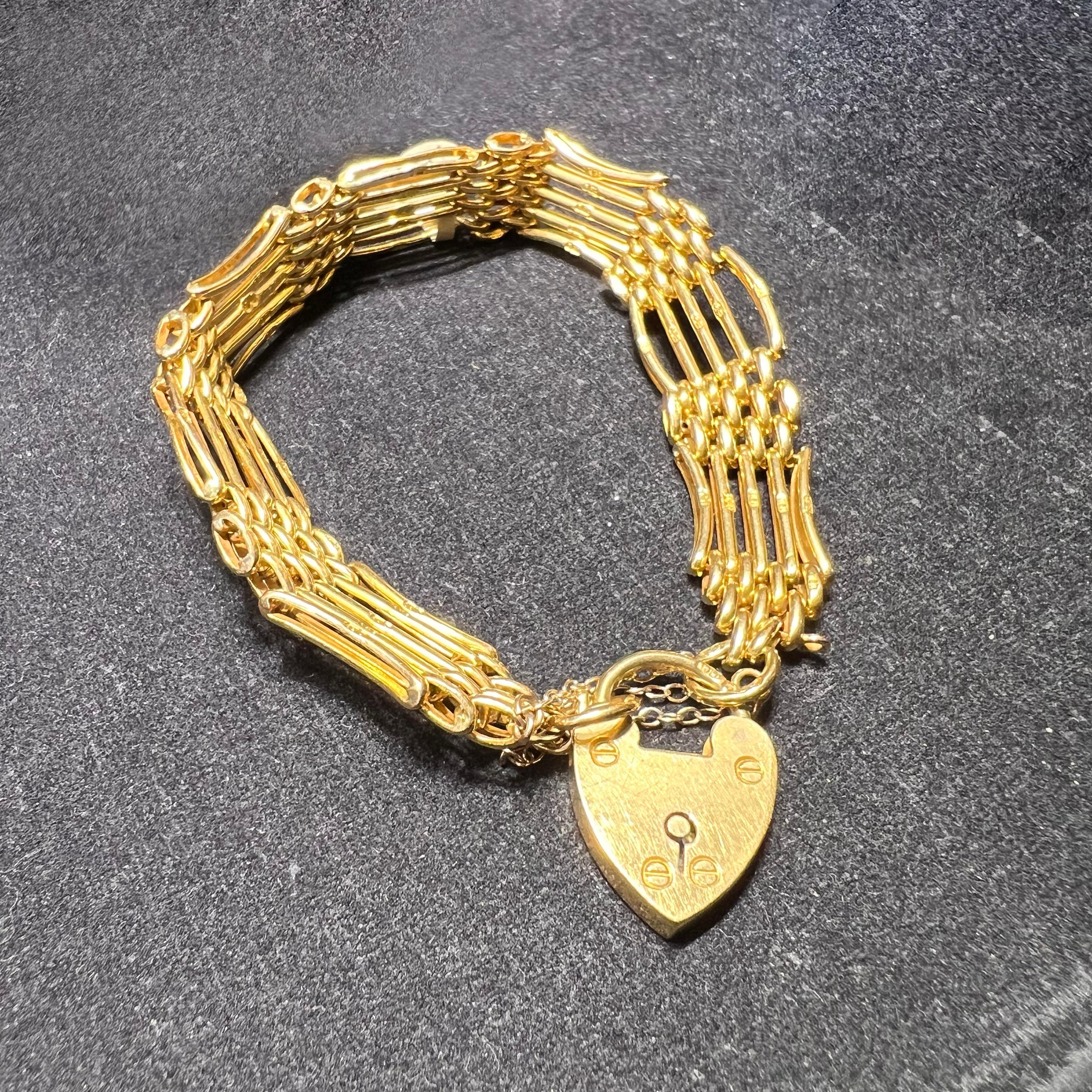 Édouardien Bracelet ancien en or jaune 18 carats avec cadenas en forme de cœur, 1913 en vente