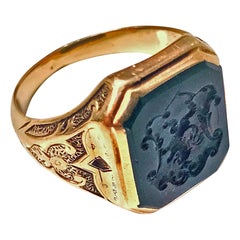Bague de signet ancienne en pierre sanguine 18 carats:: vers 1880
