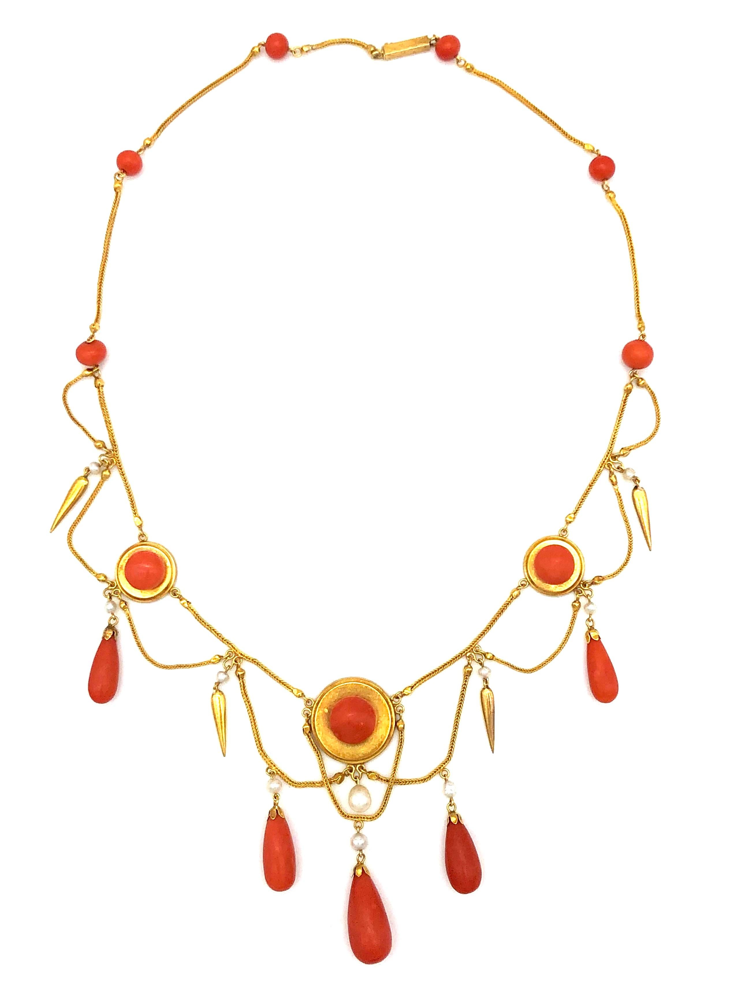 Antike antike Halskette 18 Karat Gold Archeological Revival Koralle Orient Perle Frankreich (Neoetruskisch) im Angebot