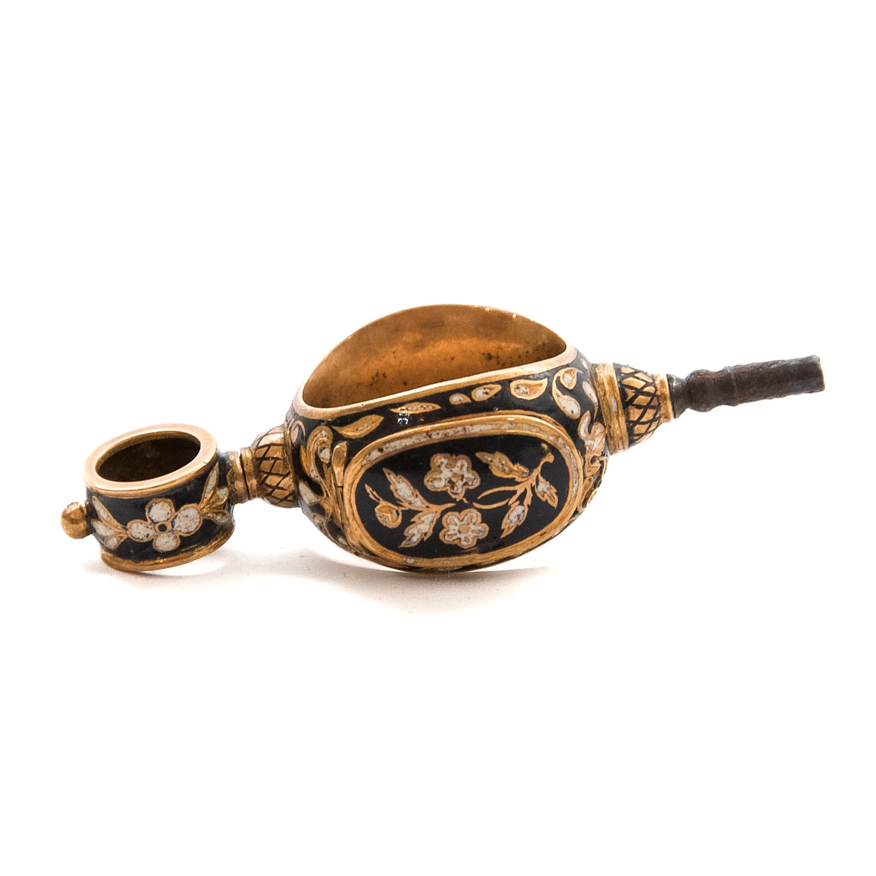 Antique 18 Karat Rose Gold and Enamel Pocket Watch Key with Compartments For Sale 7