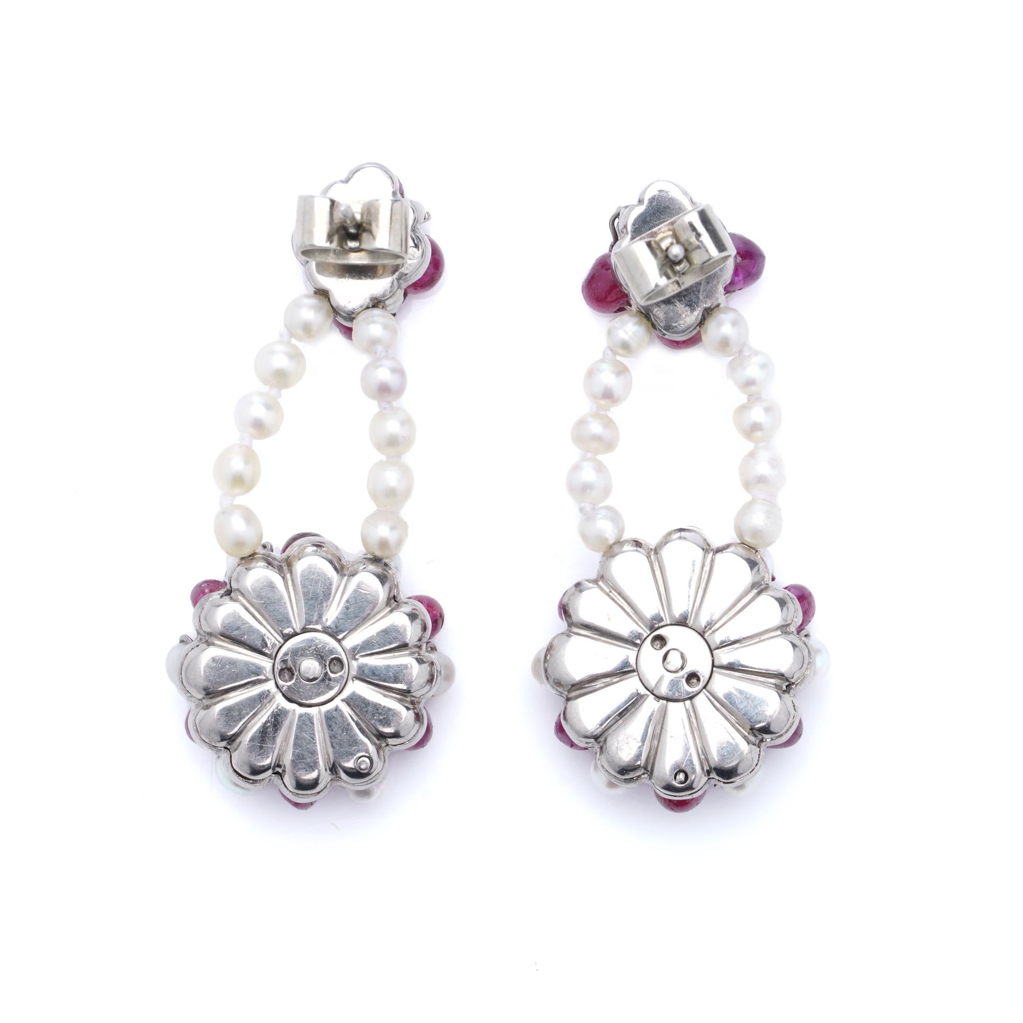 18-Karat White Gold Floral Drop Earrings with Burma Rubies and Pearls In Good Condition For Sale In Braintree, GB