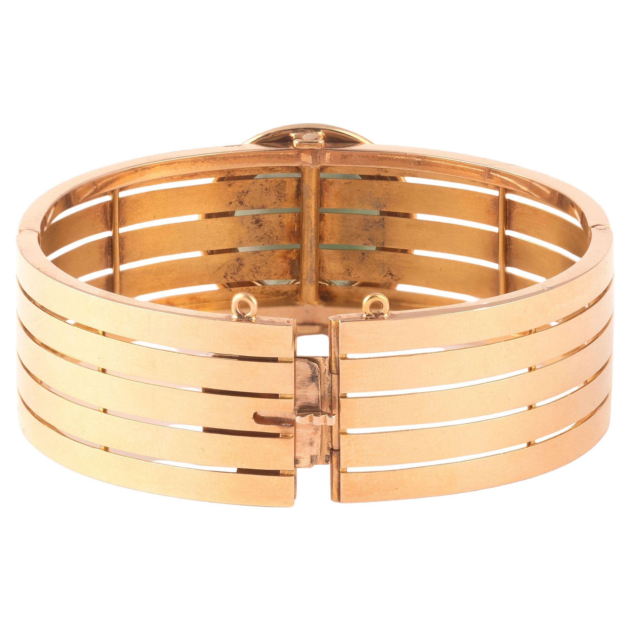 Non taillé Bracelet jonc ancien en or jaune 18 carats et jade en vente