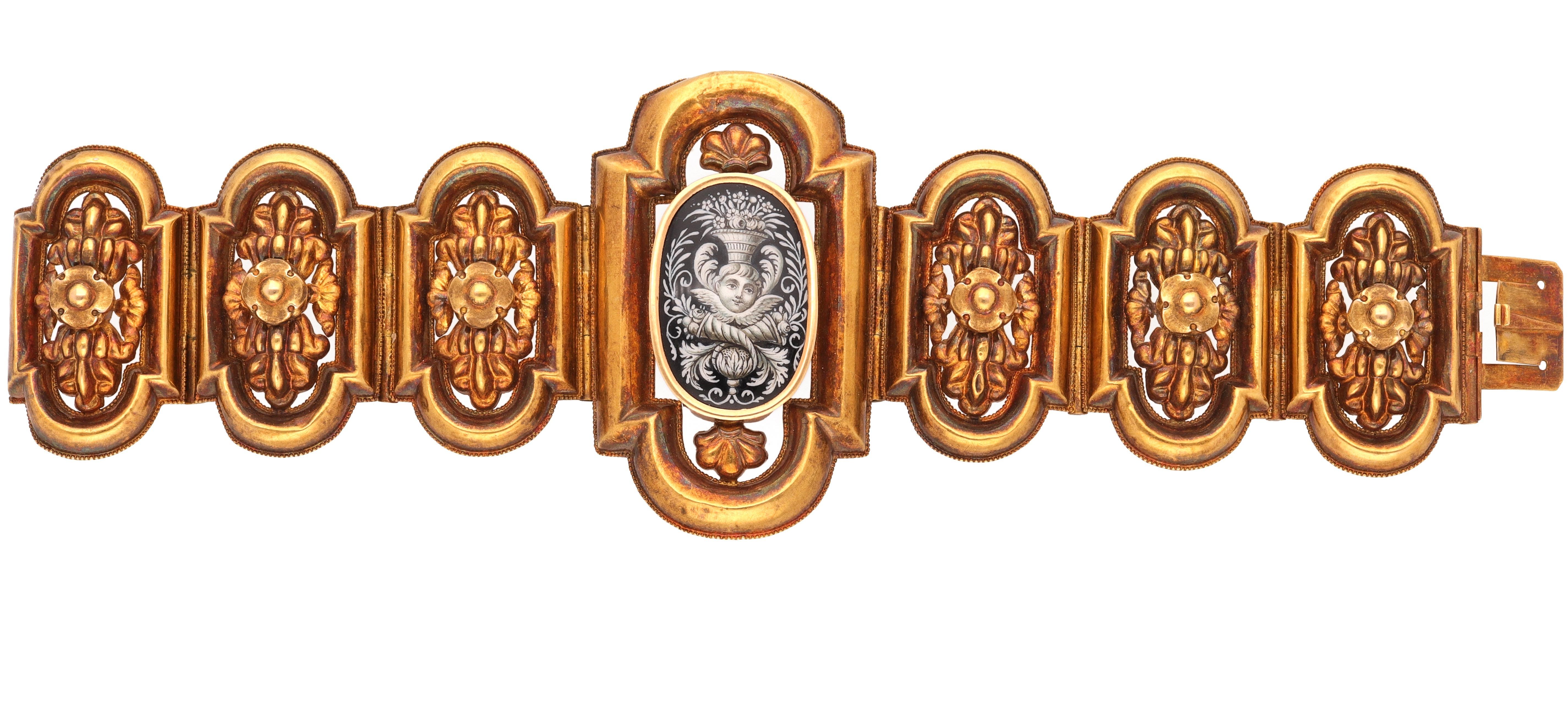 Classical Roman Antique 18 Karat Yellow Gold Enamel Bracelets