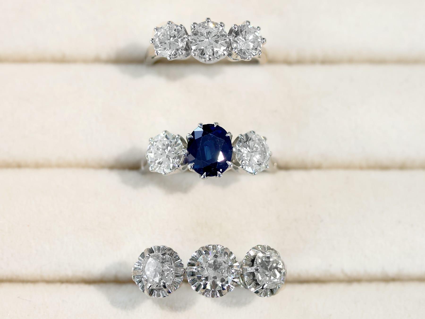 Antique 1.80 Carat Basaltic Sapphire 1.35 Carat Diamond White Gold Trilogy Ring In Excellent Condition For Sale In Jesmond, Newcastle Upon Tyne