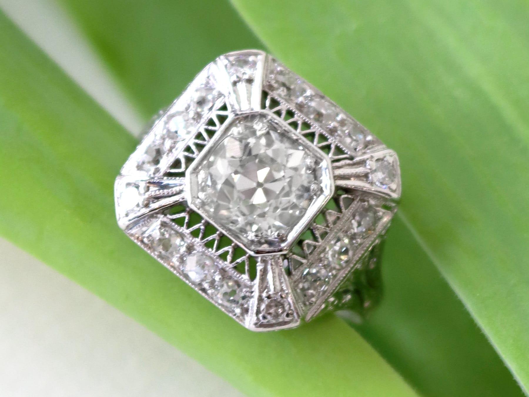 Antique 1.80 Carat Diamond and Platinum Cocktail Ring In Excellent Condition For Sale In Jesmond, Newcastle Upon Tyne