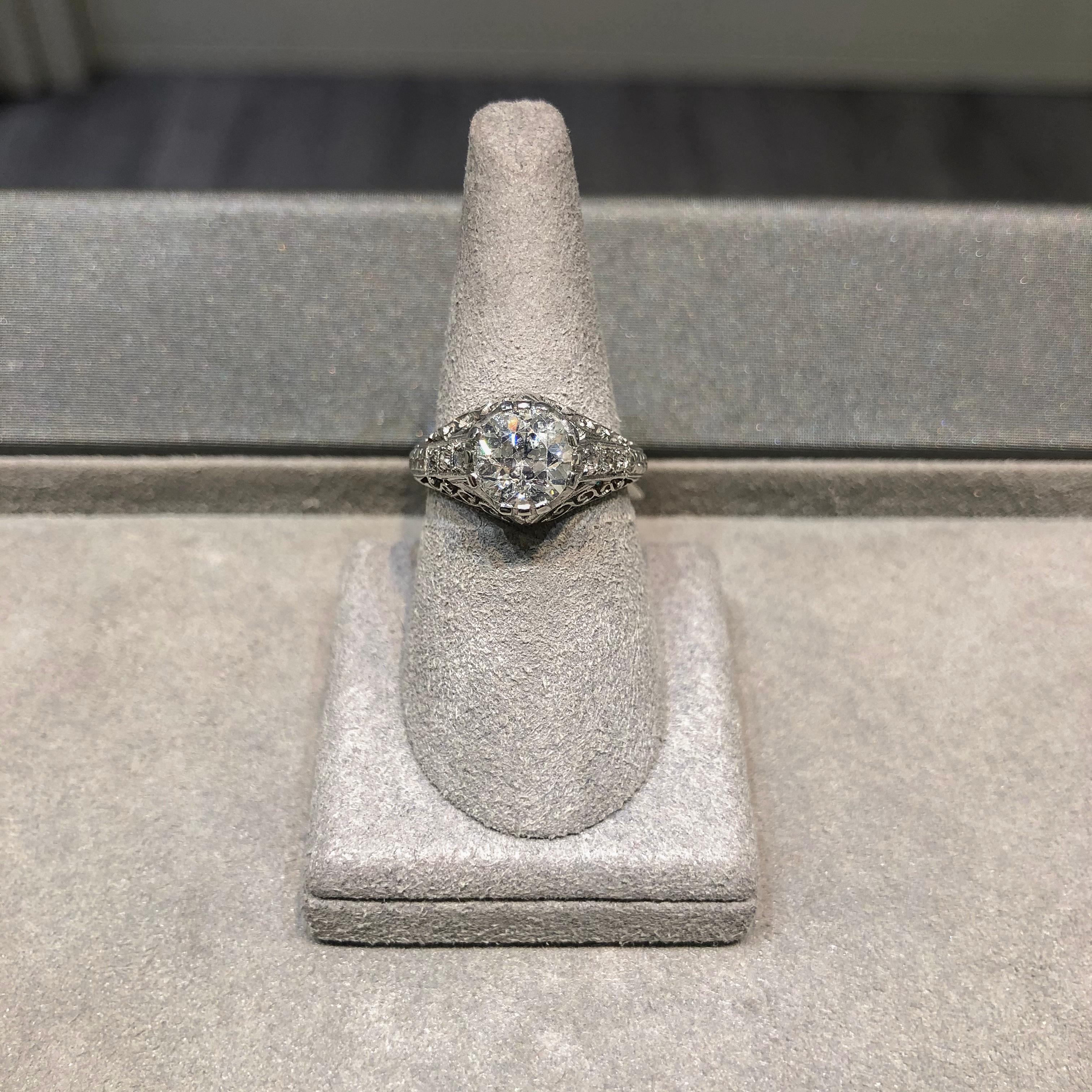 Antique 1.80 Carat Diamond Ring For Sale 1