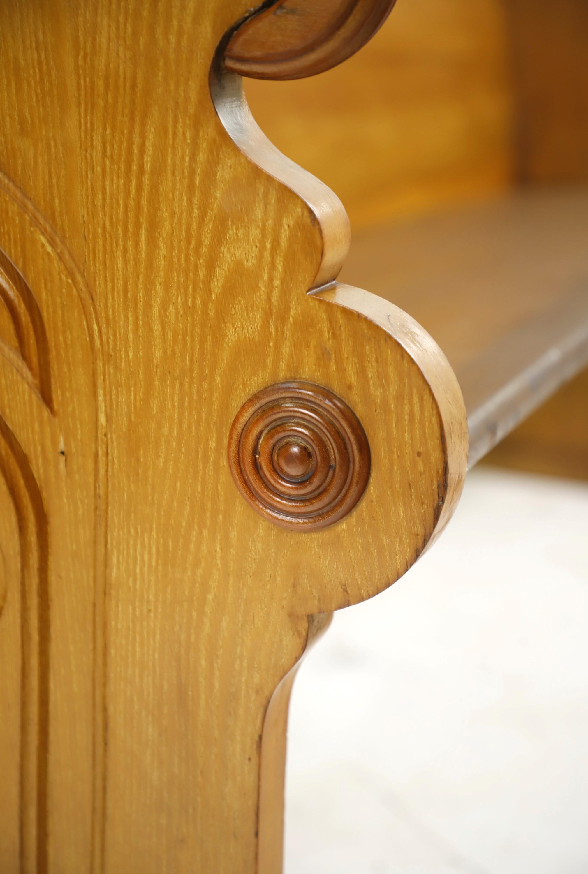 church pew seat height