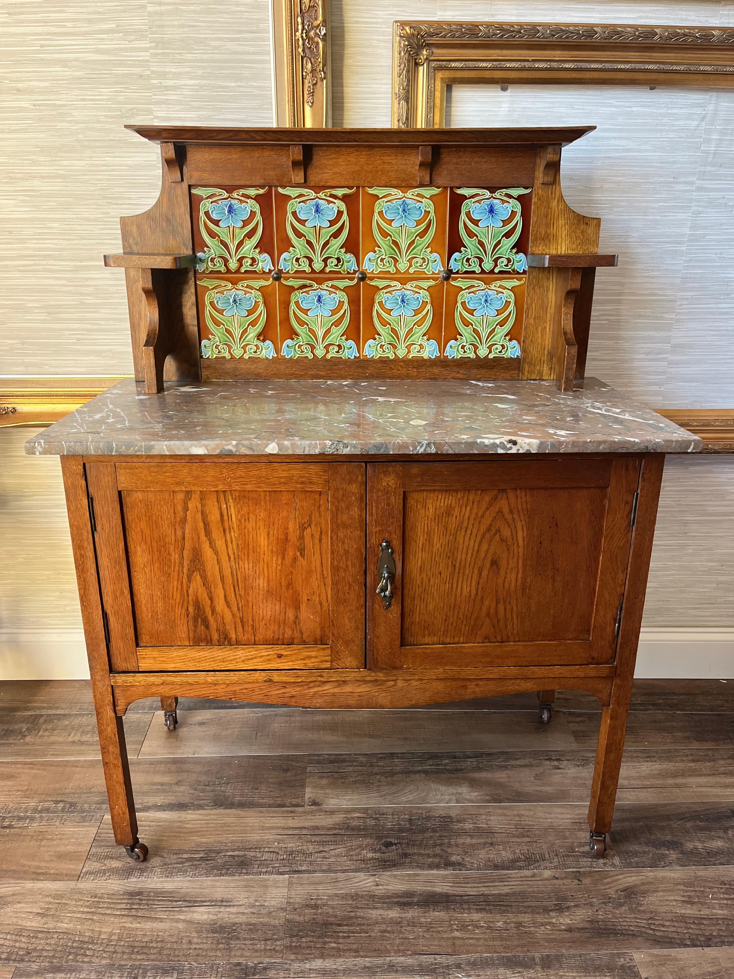 Step into the elegance of the Victorian era with this exquisite oak washstand, crafted between 1880 and 1900. This stunning piece blends historical charm with functional design, meticulously preserved in great antique condition and structurally