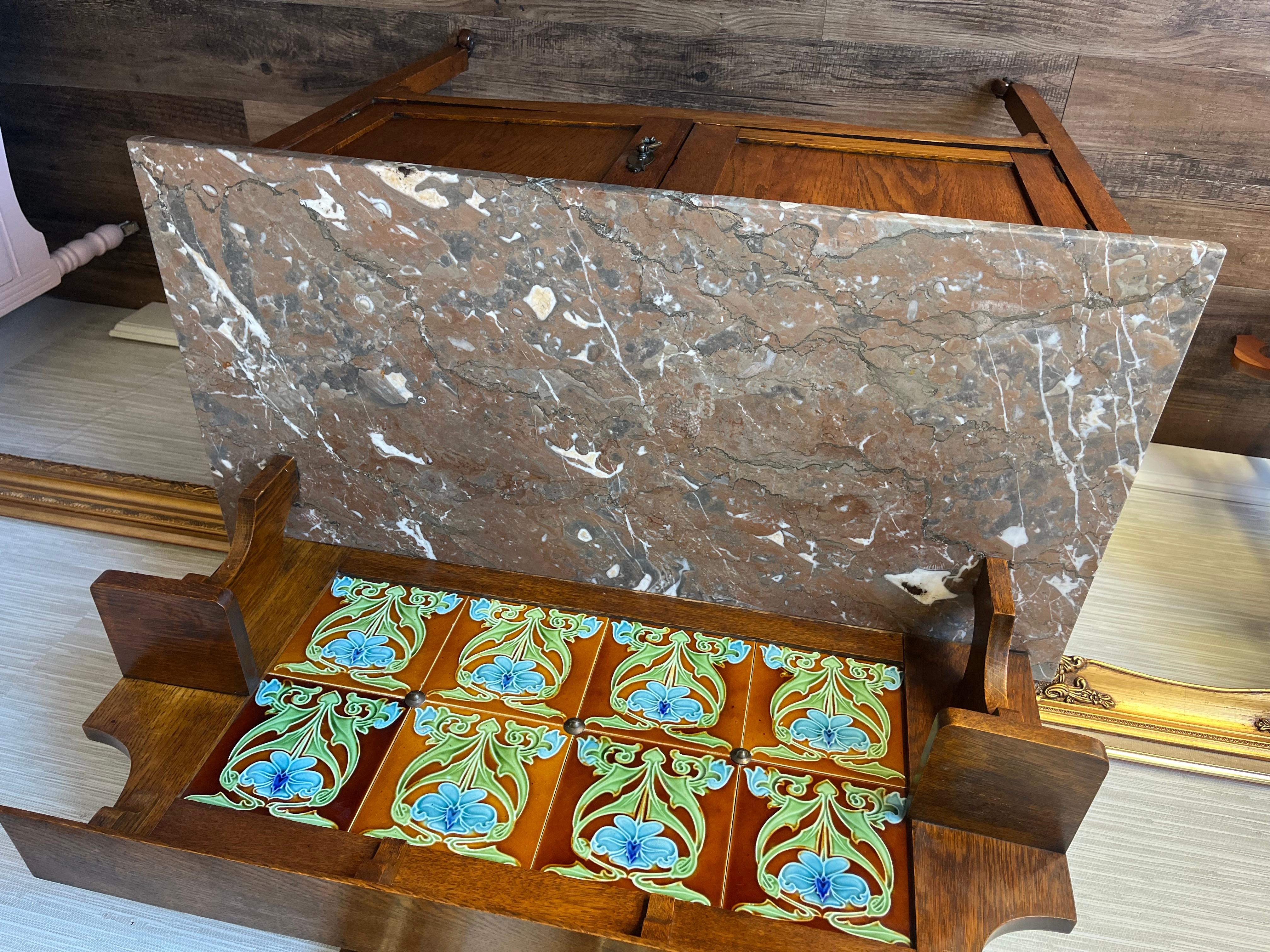 Antique 1800s Oak Washstand with Natural Stone Top and Original Handmade Tile In Good Condition In Portsmouth, VA