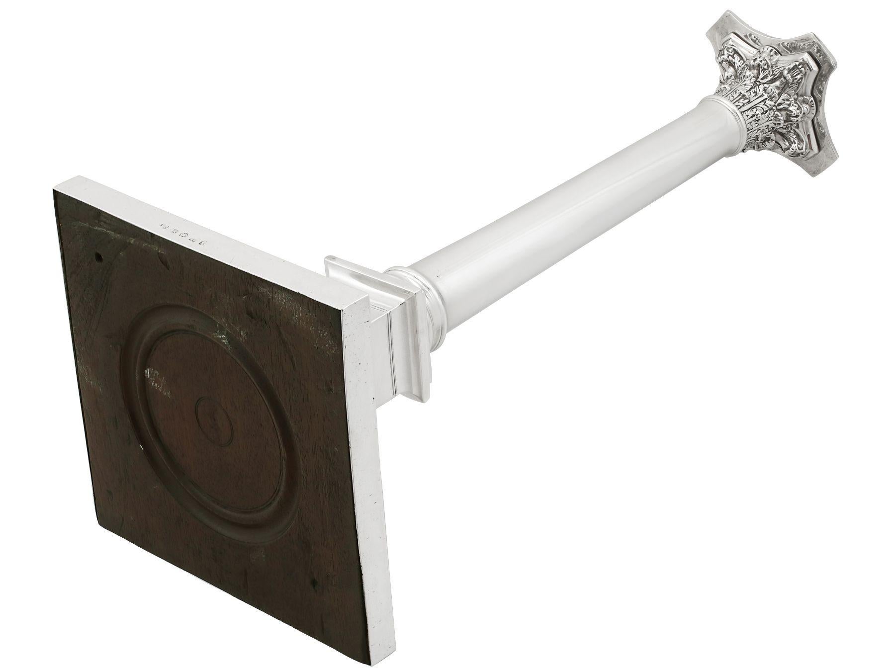 Georgian Sterling Silver Column Candlesticks (1803) For Sale 4