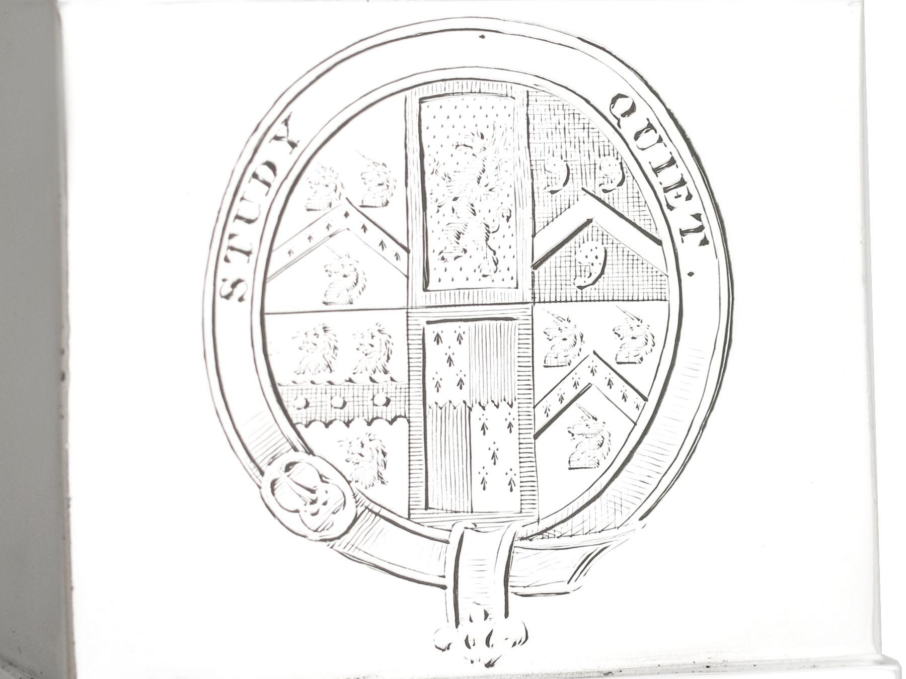Antike 1803 georgianische Sterling Silber Säule Kerzenleuchter im Angebot 2