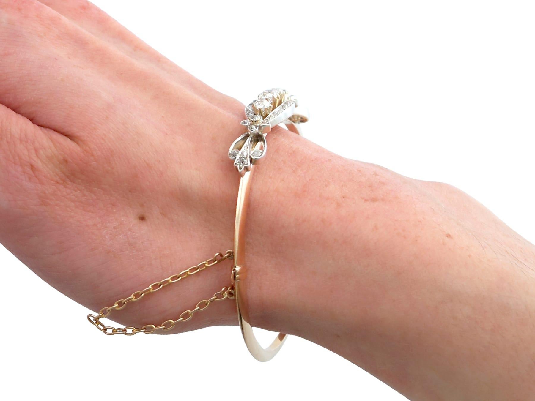 Bracelet jonc ancien en or rose 12 carats et diamants 1,80 carat en vente 6